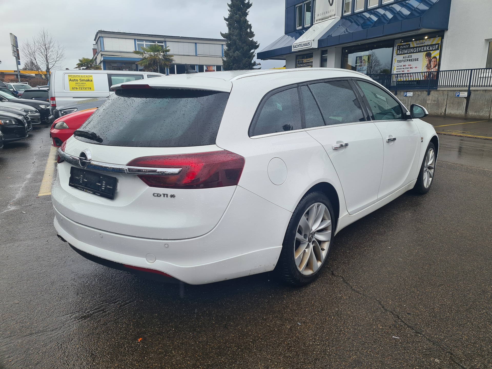 OPEL Insignia Sports Tourer 2.0 CDTI Edition 4WD-image-6