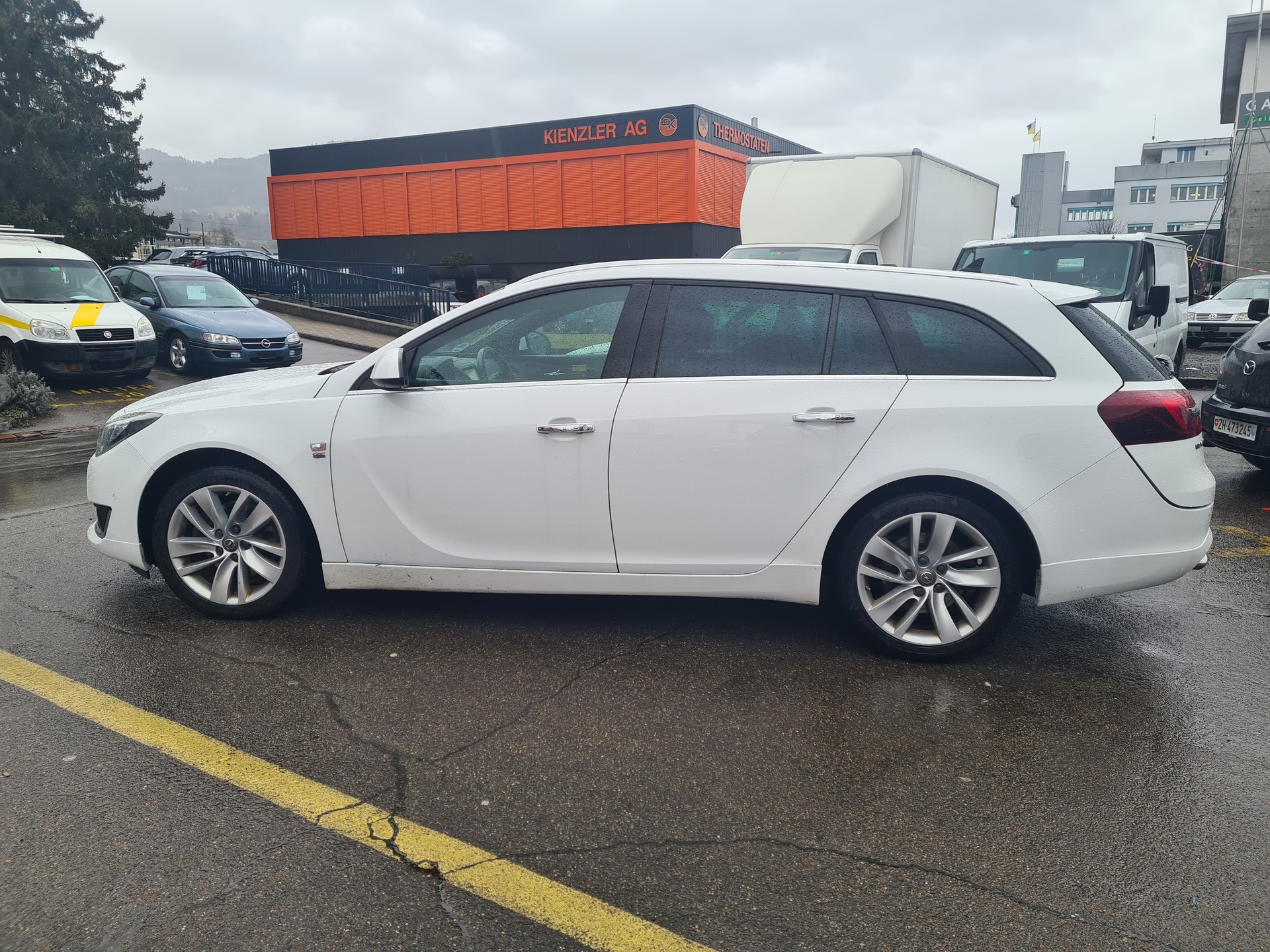 OPEL Insignia Sports Tourer 2.0 CDTI Edition 4WD-image-3