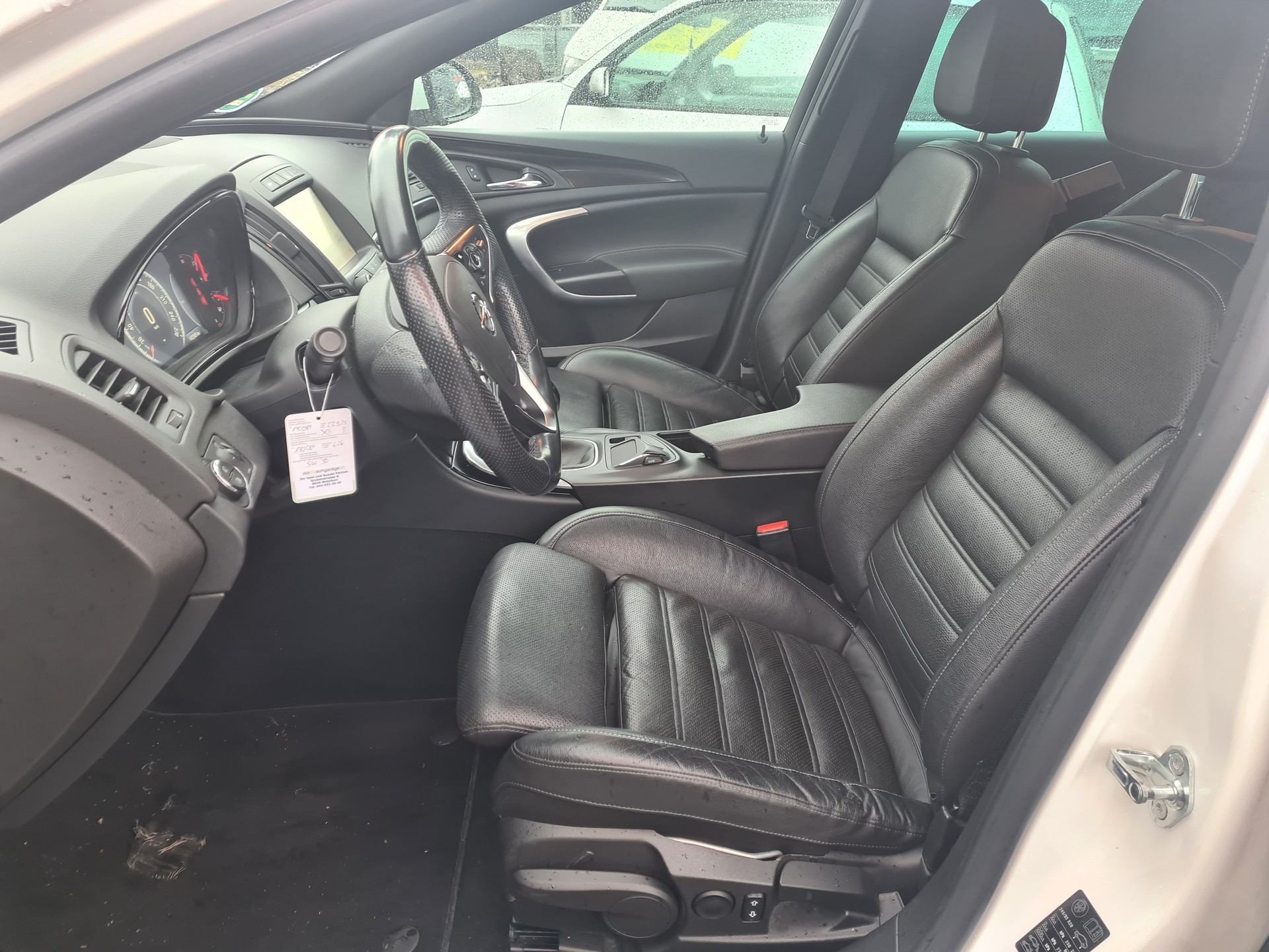 OPEL Insignia Sports Tourer 2.0 CDTI Edition 4WD-image-8