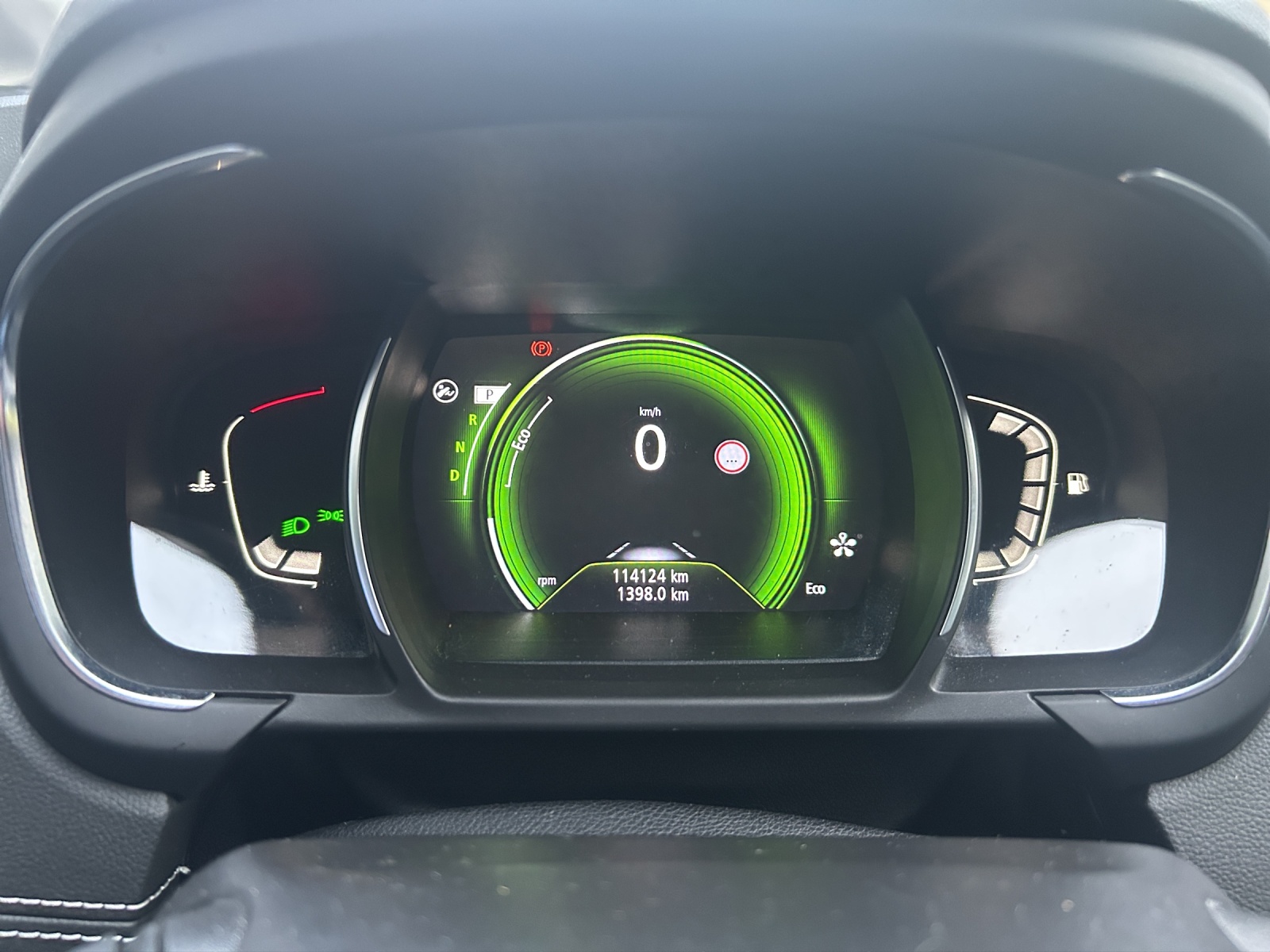 RENAULT Scénic 1.6 dCi Bose-image-12