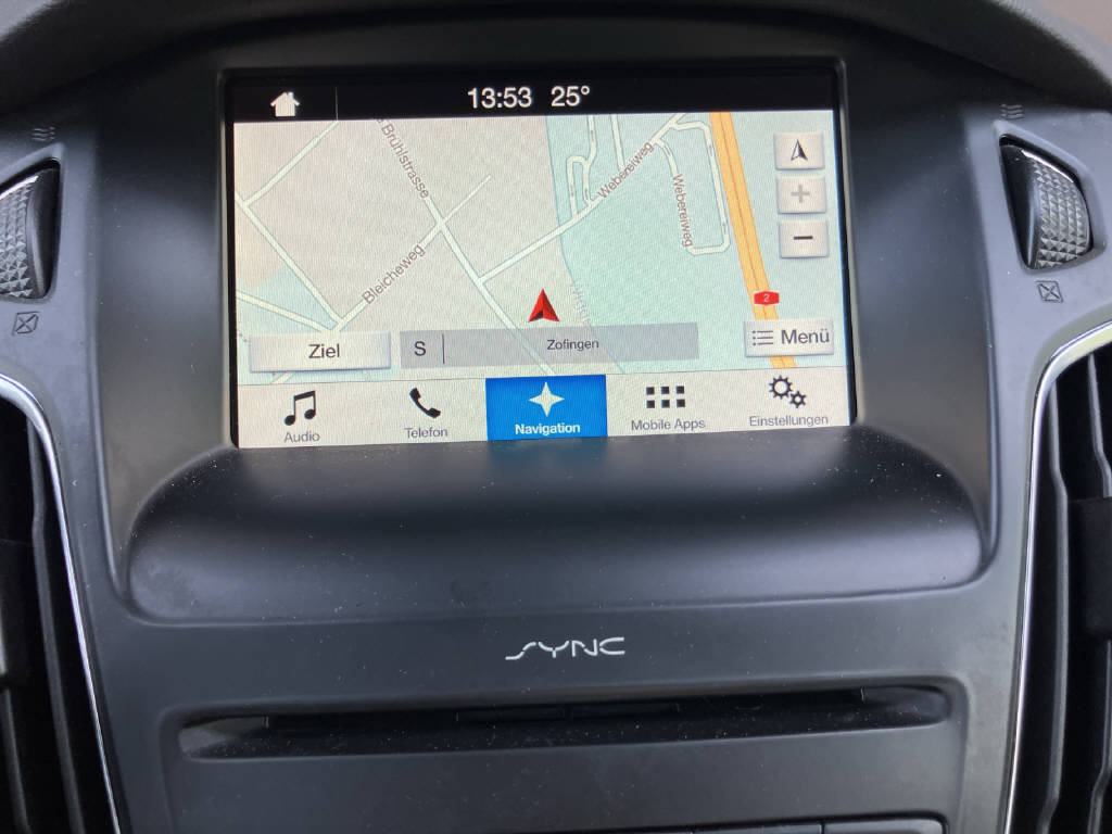 FORD Focus Station Wagon 1.0i EcoB 100 Trend-image-18