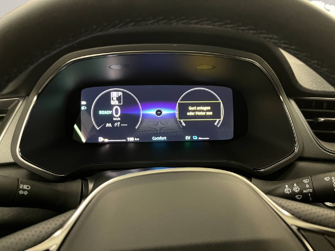 RENAULT Captur 1.8 E-Tech techno-image-9