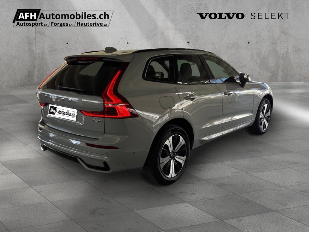 VOLVO XC60 2.0 T6 TE Plus Dark eAWD-image-4