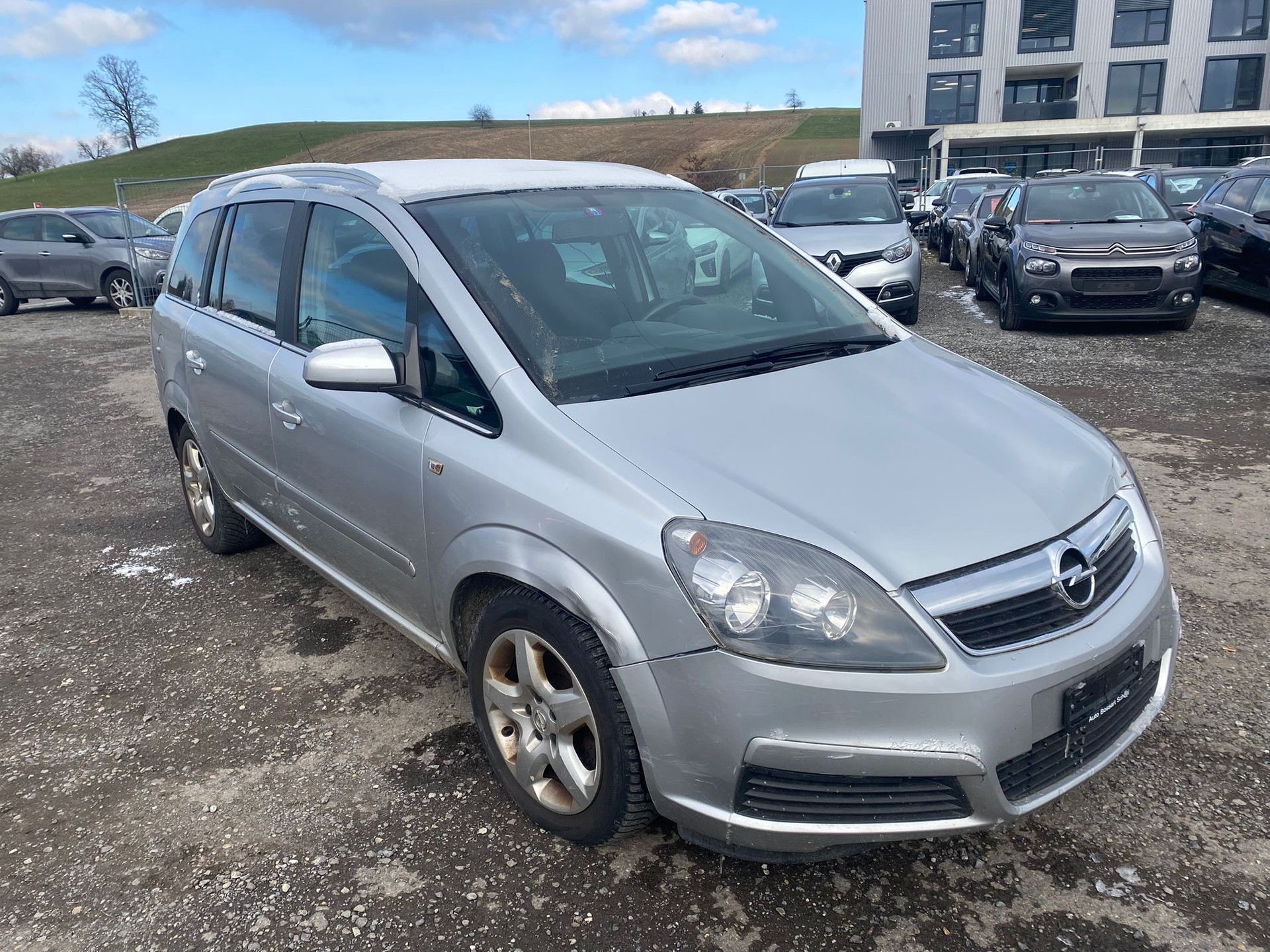 OPEL Zafira 2.2i 16V Enjoy-image-1