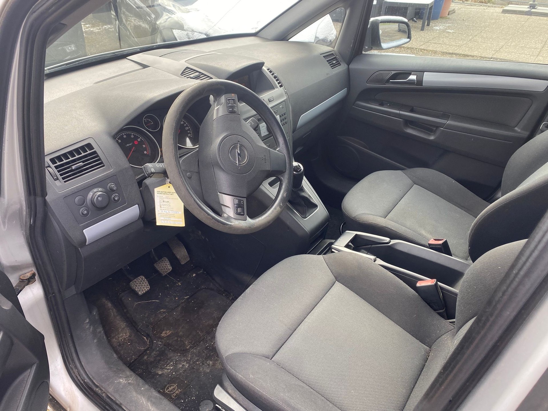 OPEL Zafira 2.2i 16V Enjoy-image-7