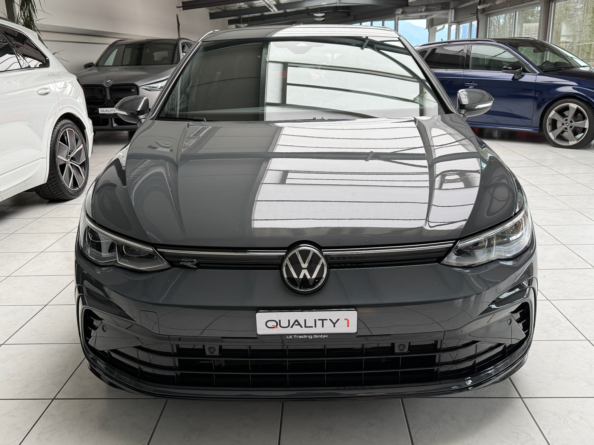 VW Golf 2.0 TDI R-Line DSG-image-6