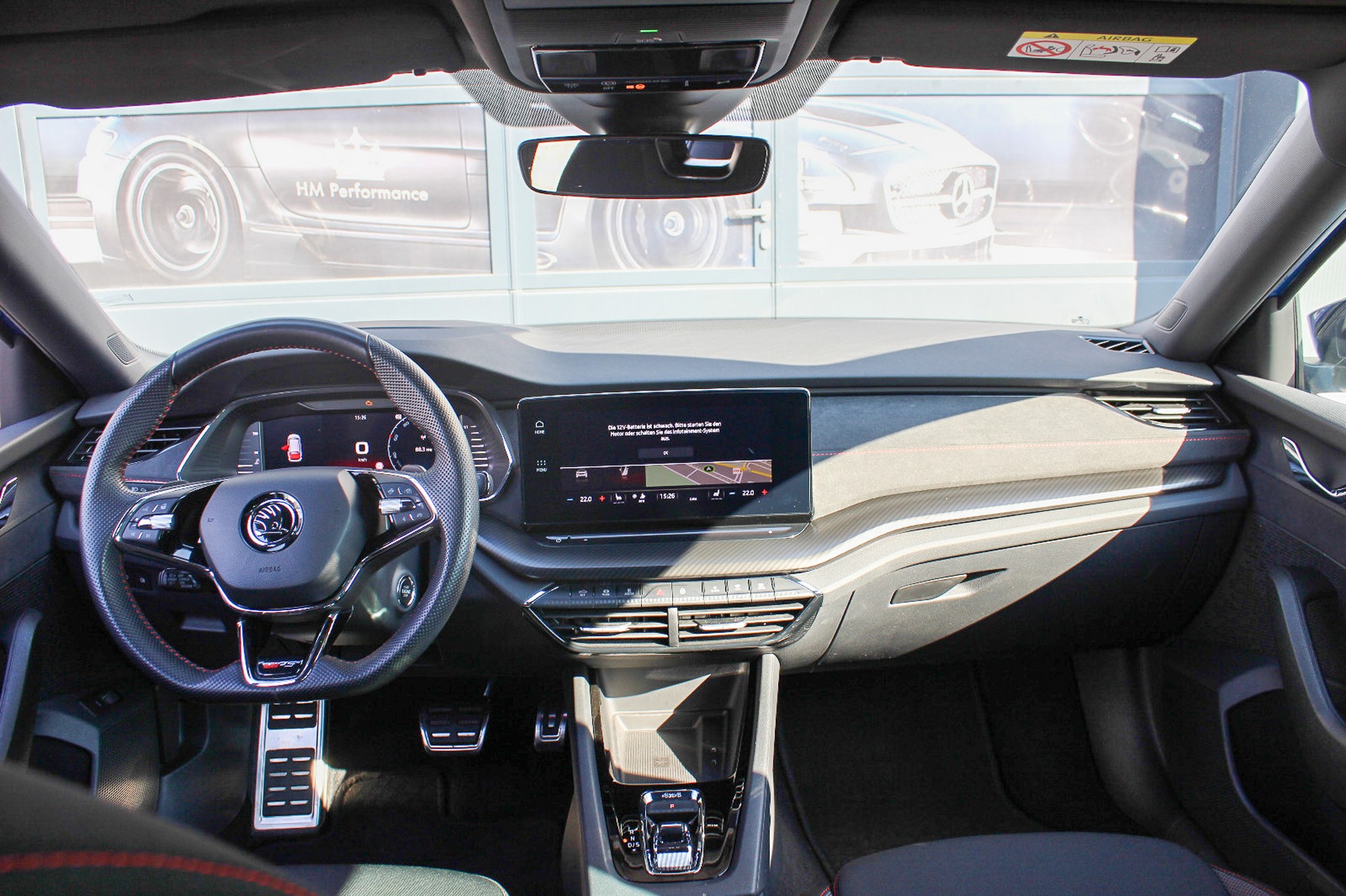 SKODA Octavia Combi 2.0 TDI DSG RS 4x4-image-6