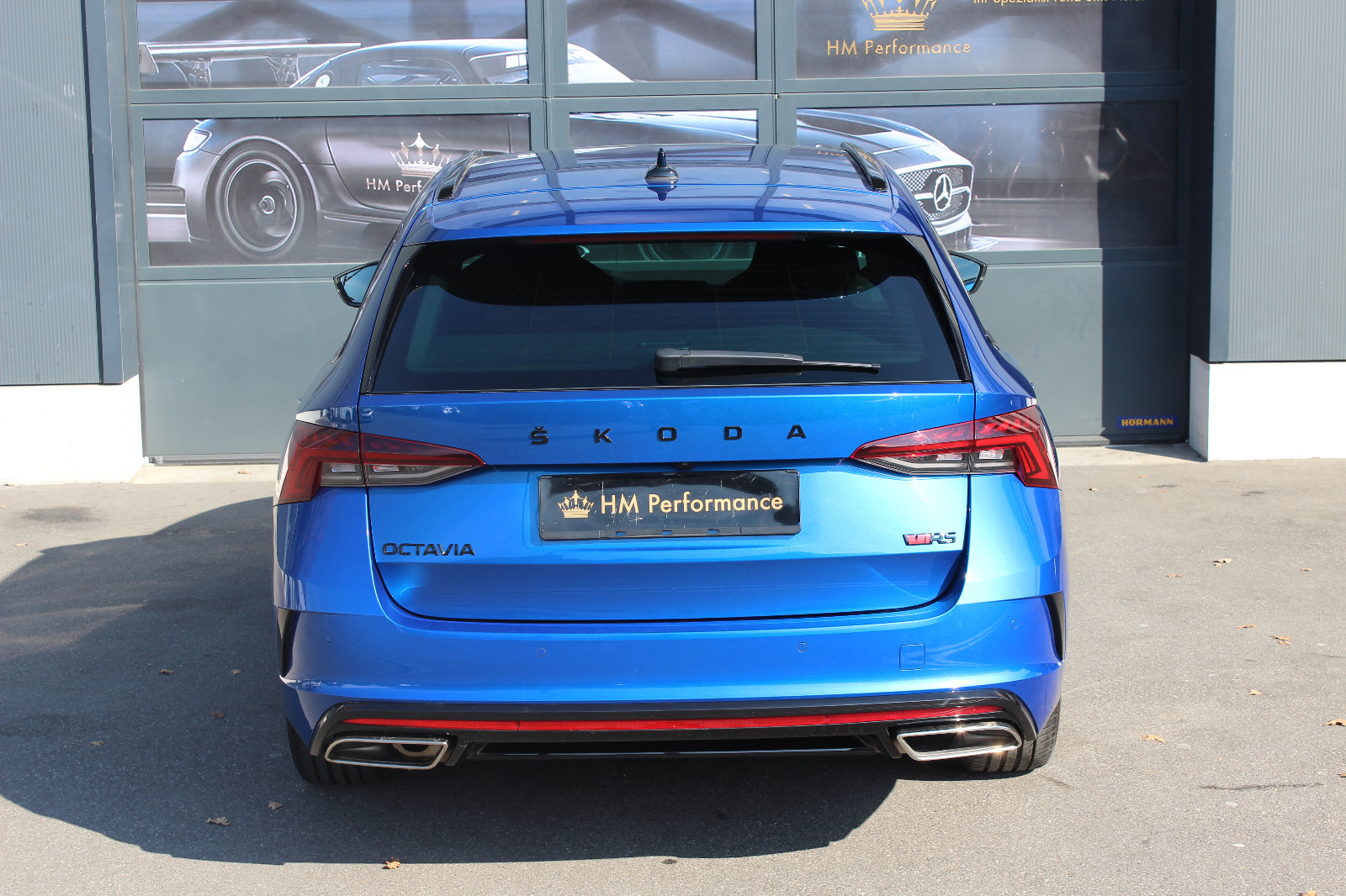SKODA Octavia Combi 2.0 TDI DSG RS 4x4-image-5