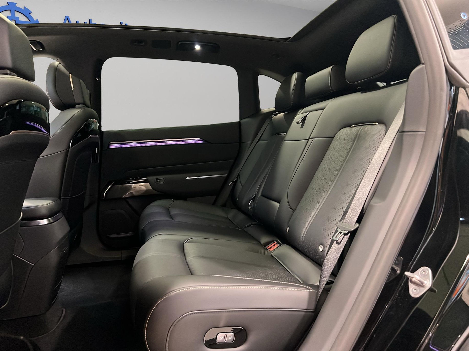 ZEEKR 7X Privilege AWD-image-10