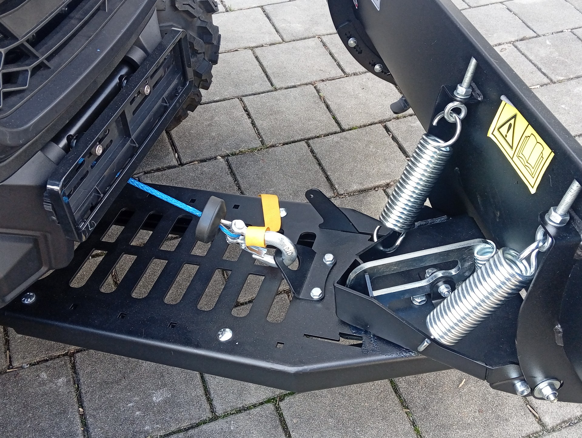QJ SFA 600 ABS EPS ONE-image-4