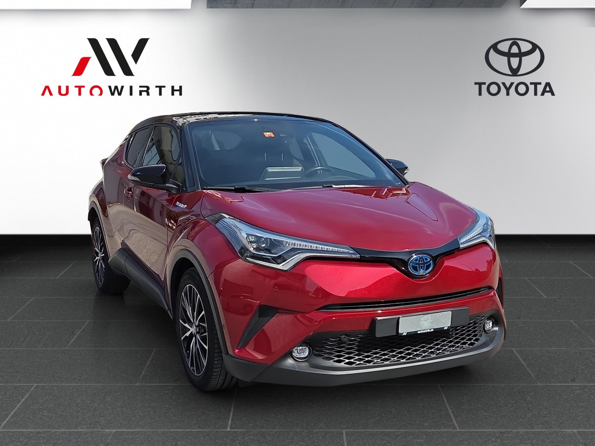 TOYOTA C-HR 1.8 VVTi HSD Trend-image-2
