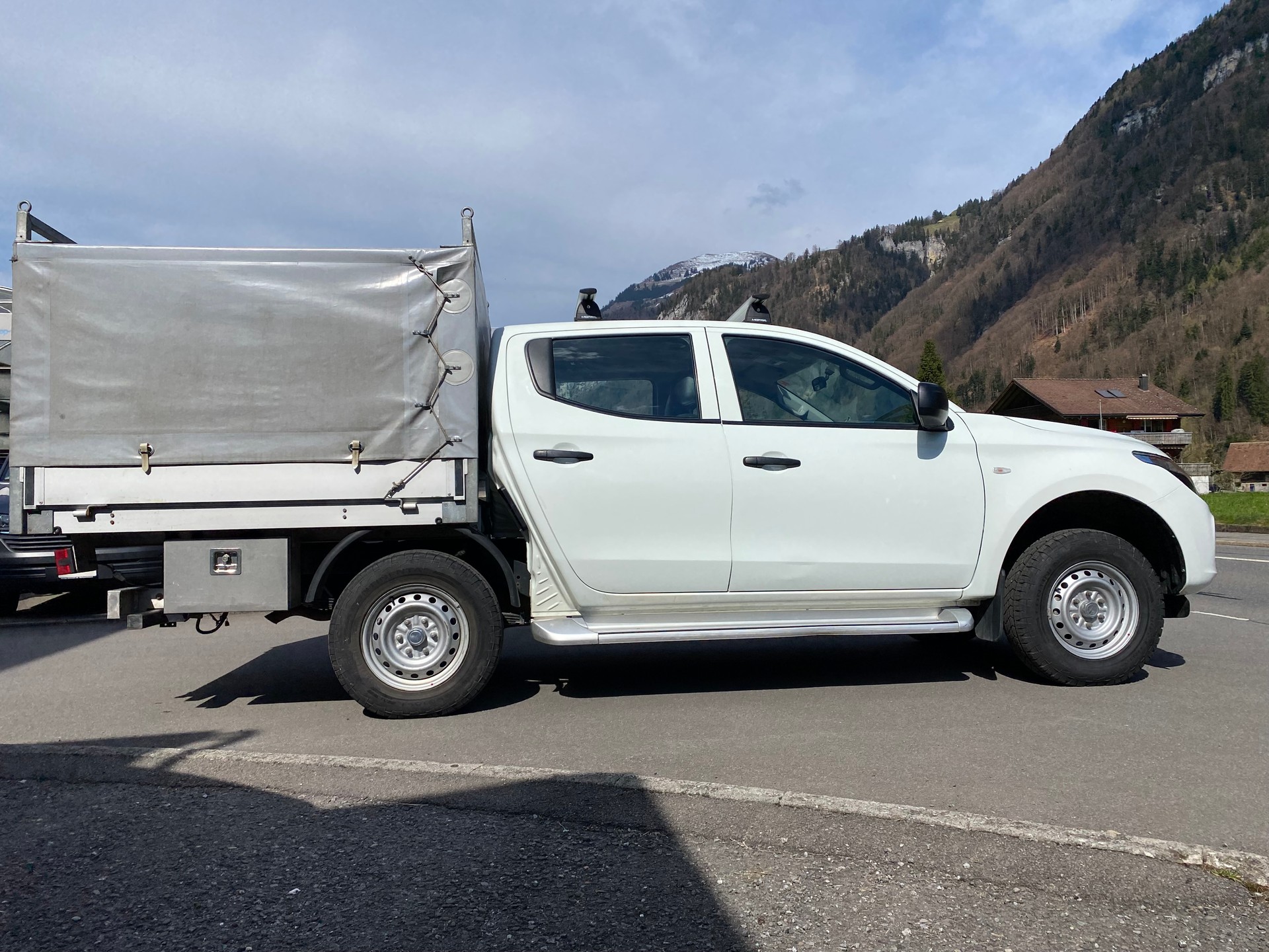 MITSUBISHI L 200 2.4 Value Double Cab-image-14
