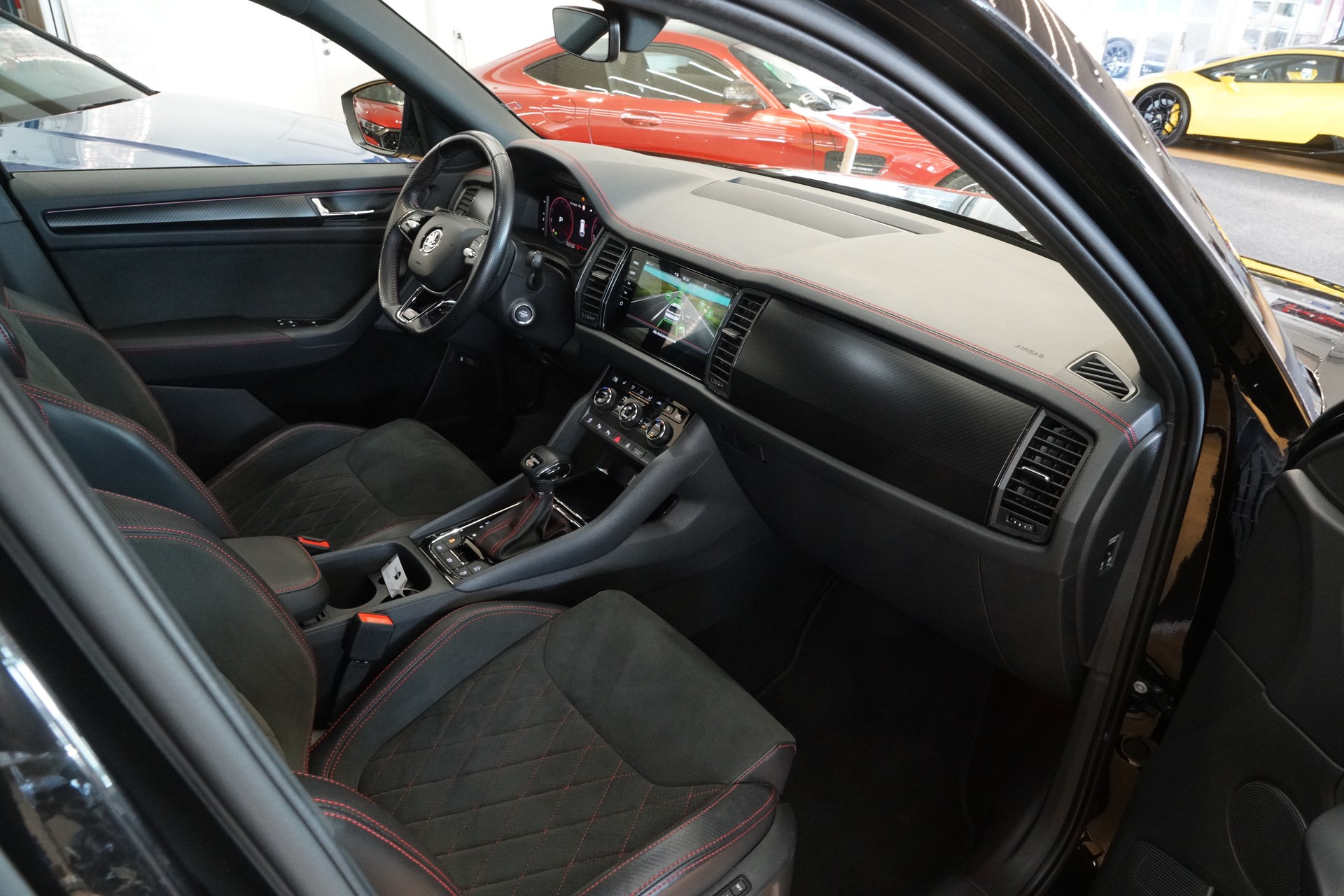 SKODA Kodiaq 2.0 TSI 4x4 RS 7-Sitzer-image-12