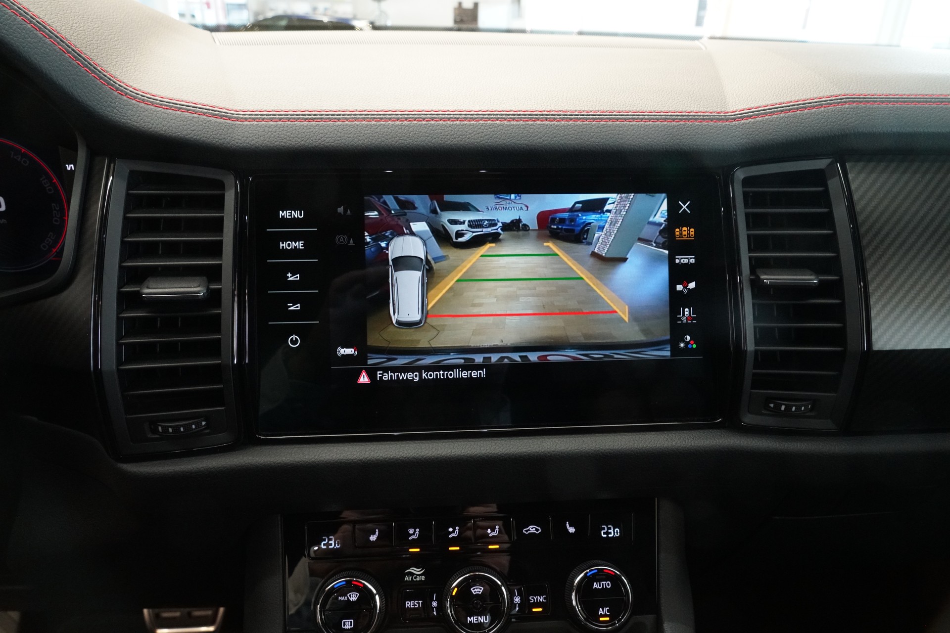 SKODA Kodiaq 2.0 TSI 4x4 RS 7-Sitzer-image-15