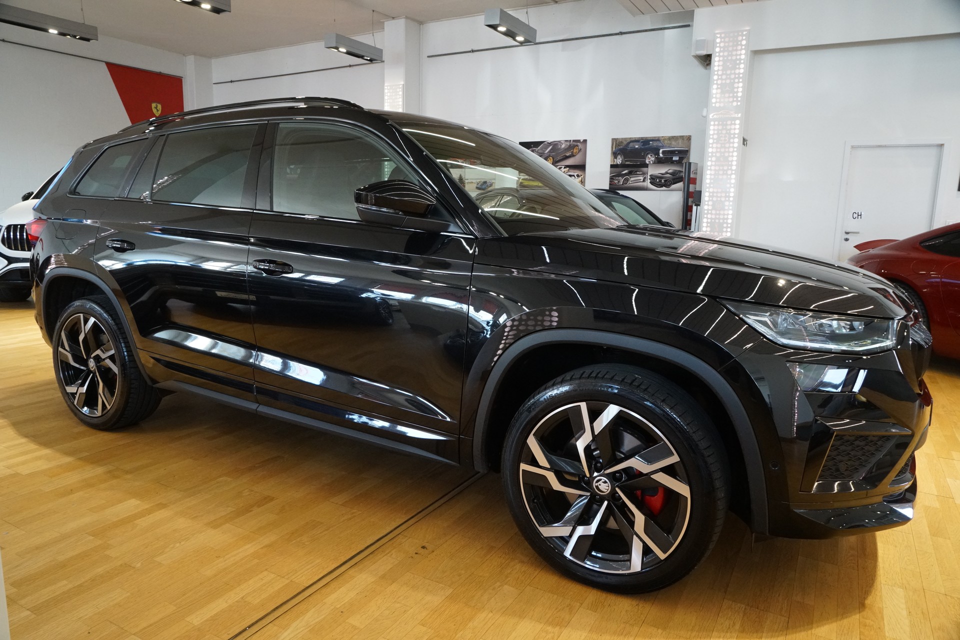 SKODA Kodiaq 2.0 TSI 4x4 RS 7-Sitzer-image-8
