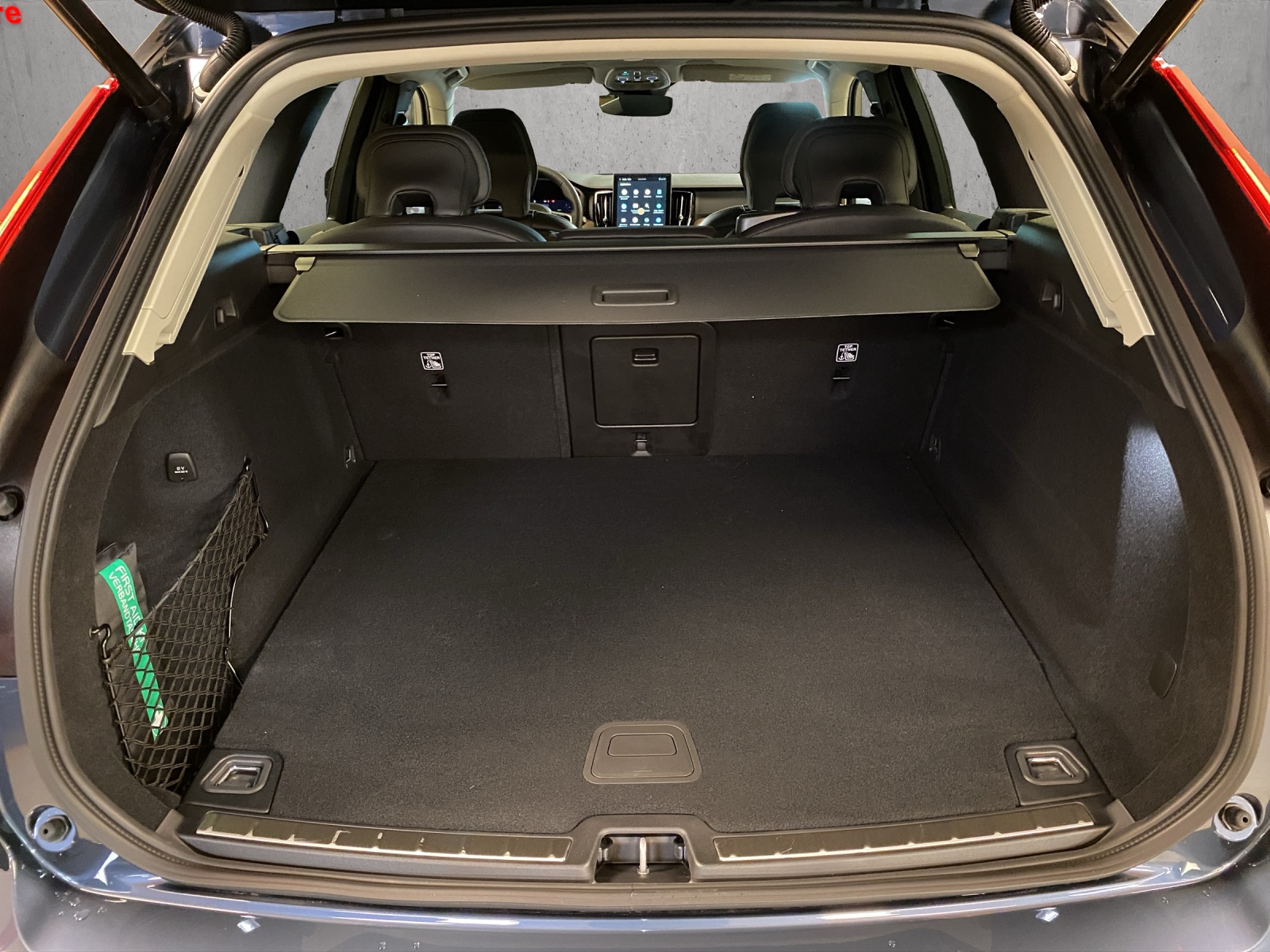 VOLVO XC60 T6 eAWD PluginHybrid Ultra Bright Geartronic-image-13