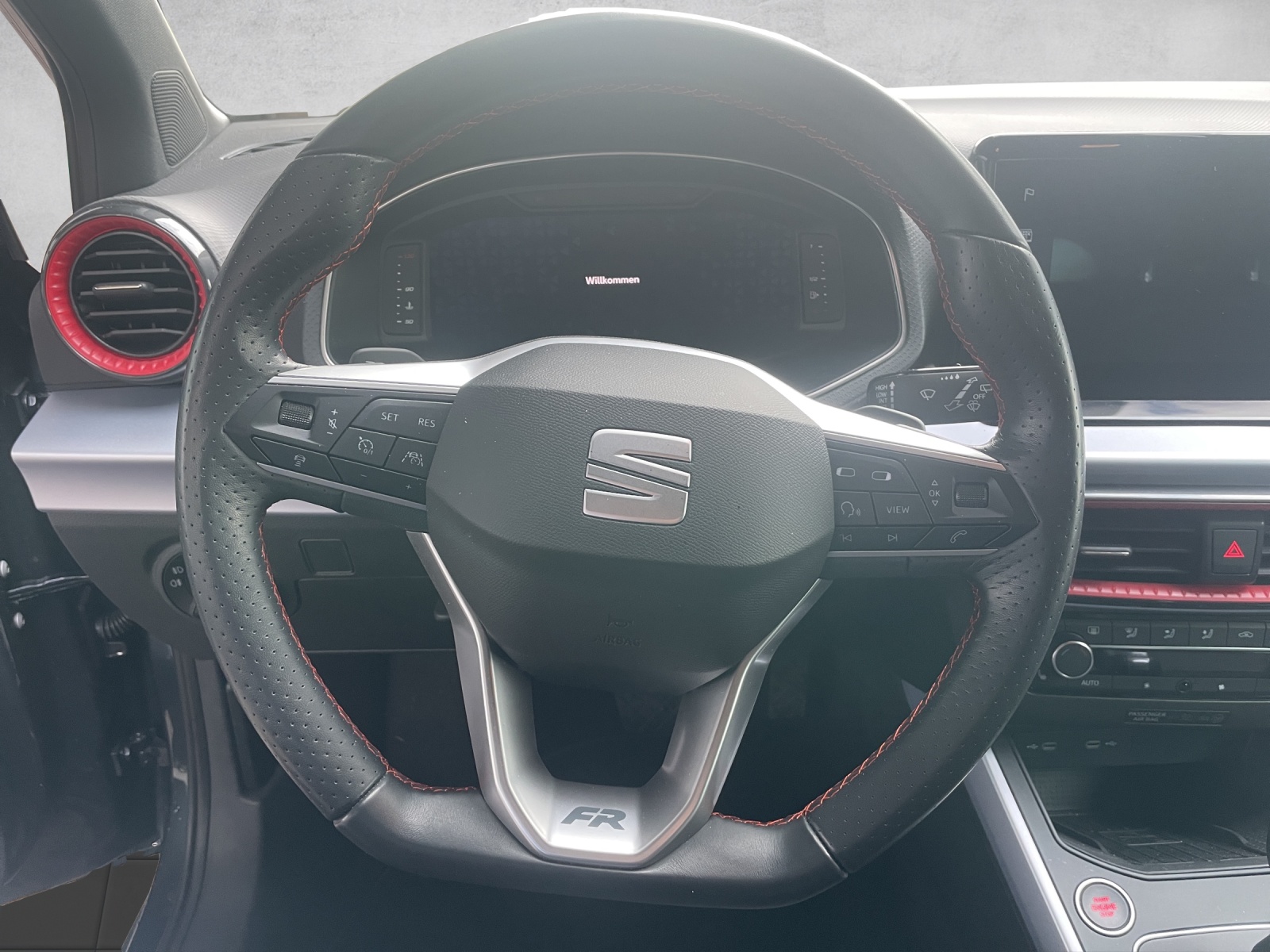 SEAT Arona 1.0 TSI Eco Hola FR DSG-image-10