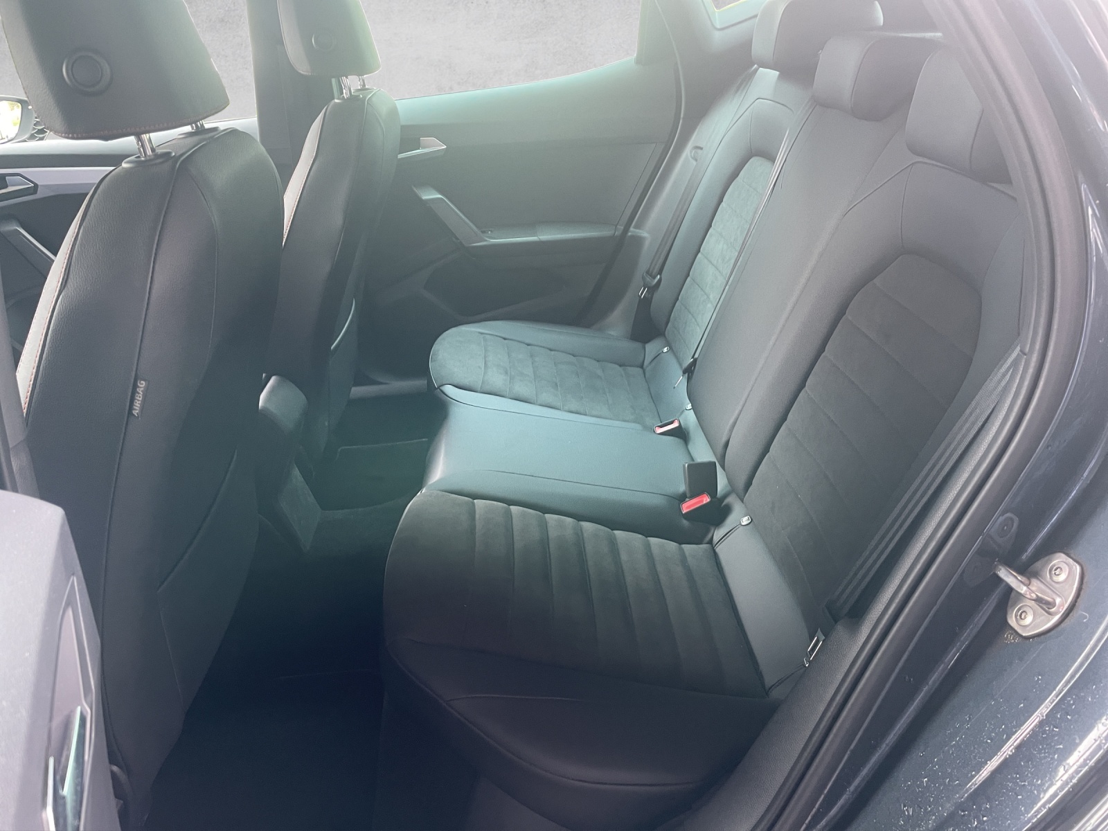 SEAT Arona 1.0 TSI Eco Hola FR DSG-image-9