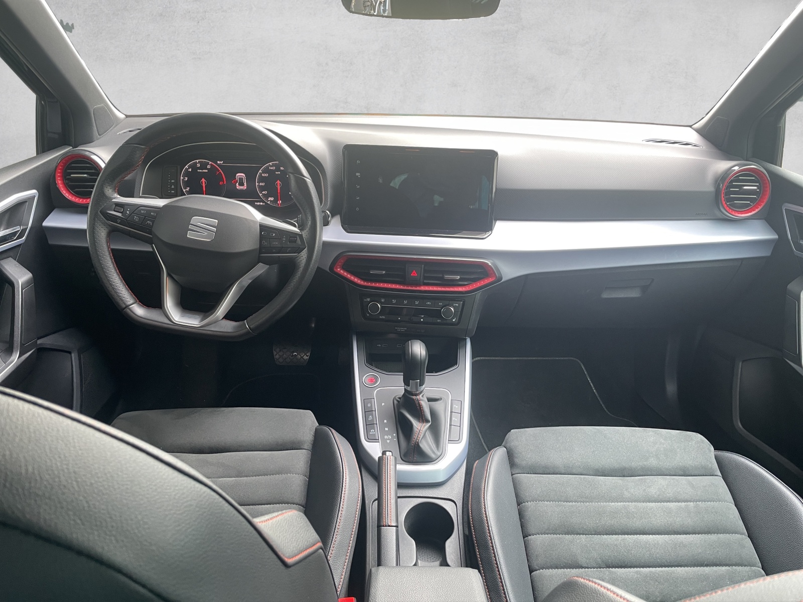 SEAT Arona 1.0 TSI Eco Hola FR DSG-image-11