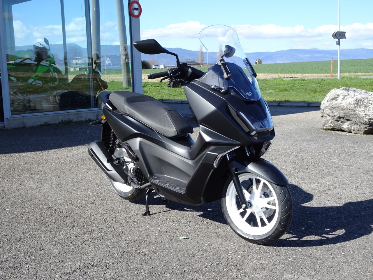 KYMCO Sky Town 125 Color-showroom-element-1