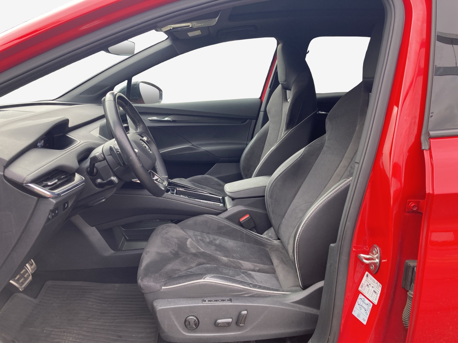 SKODA Enyaq iV 80x SportLine-image-8