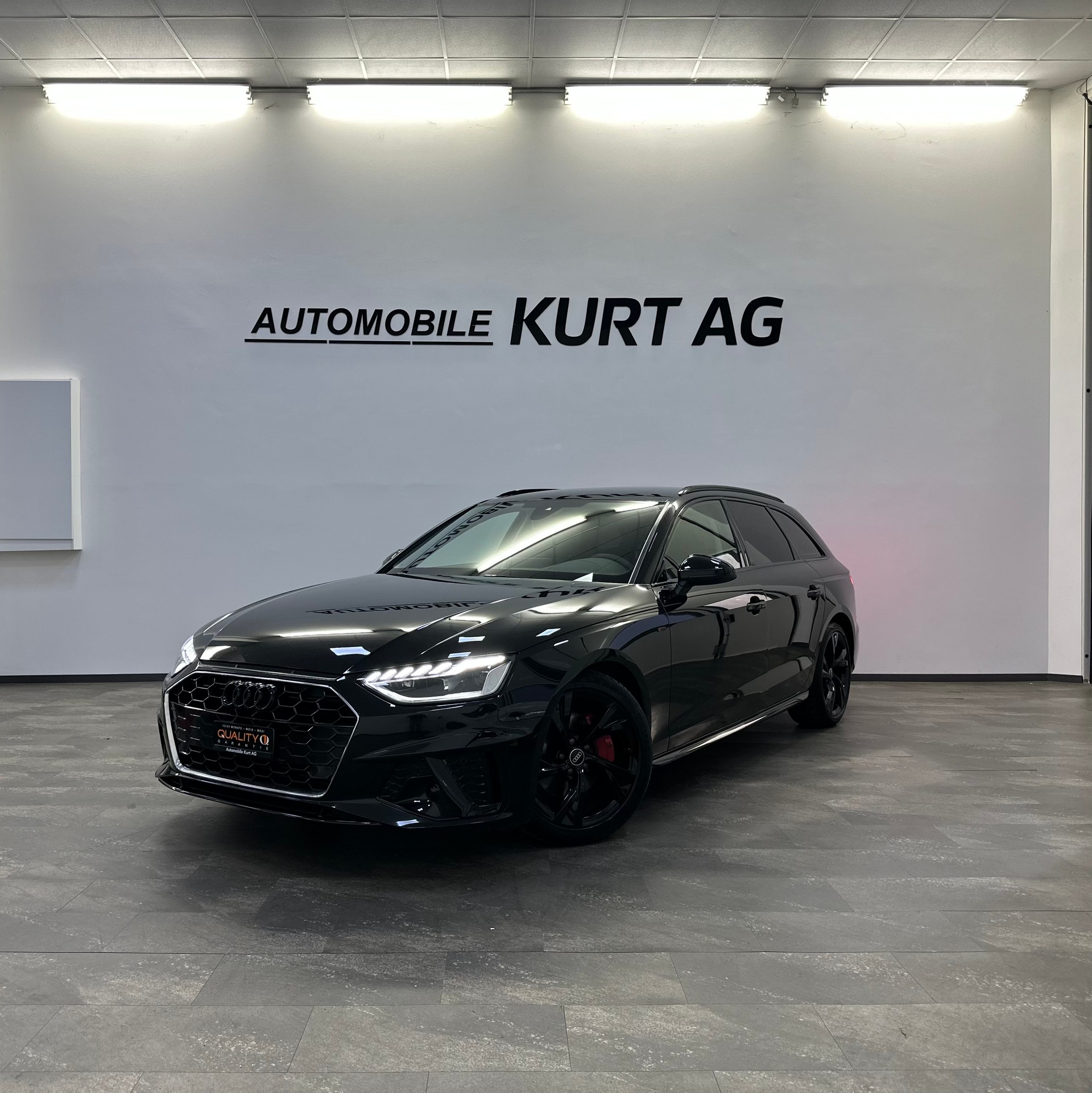 AUDI A4 Avant 35 TFSI S line S-tronic-image-0