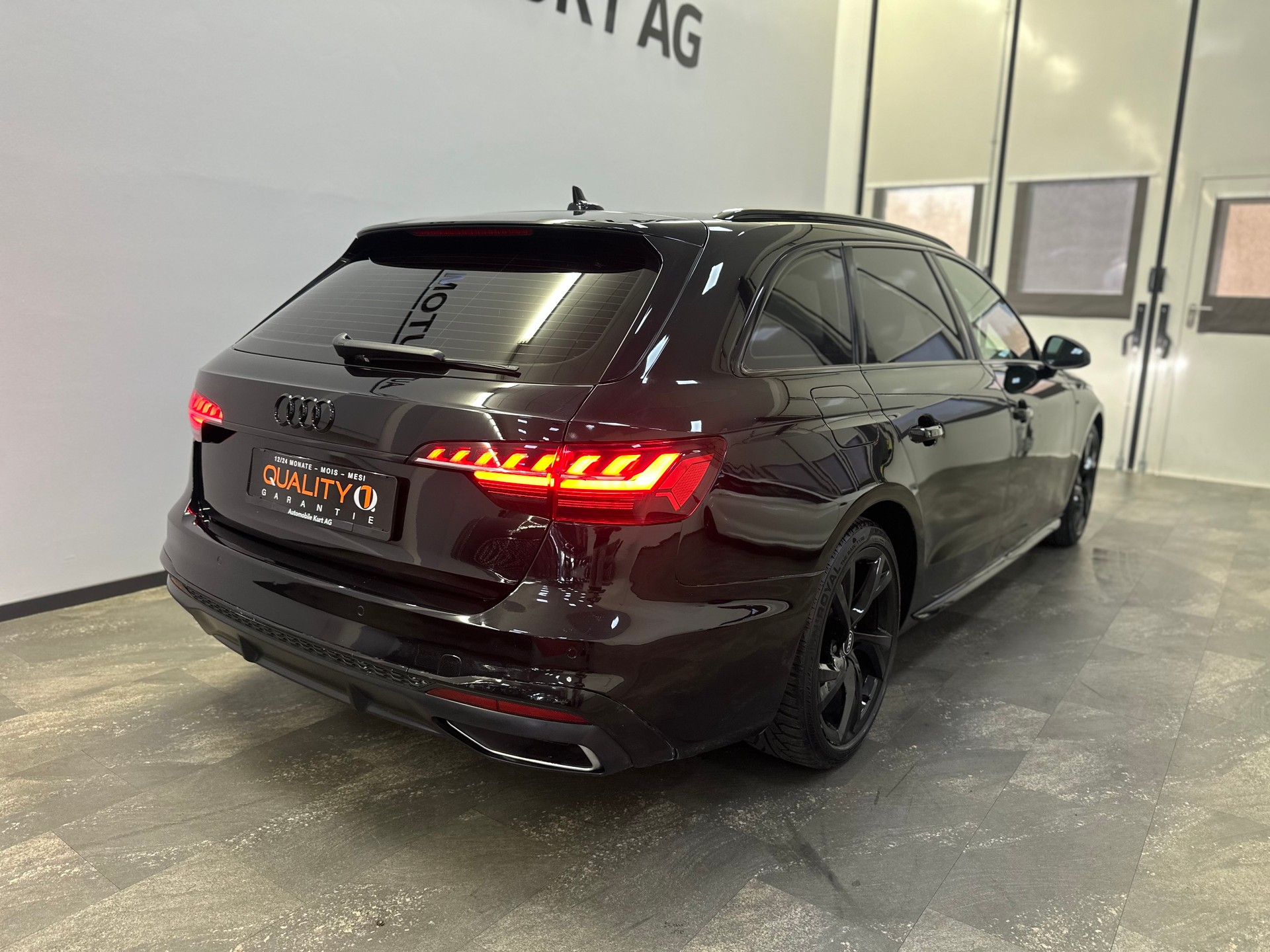 AUDI A4 Avant 35 TFSI S line S-tronic-image-9