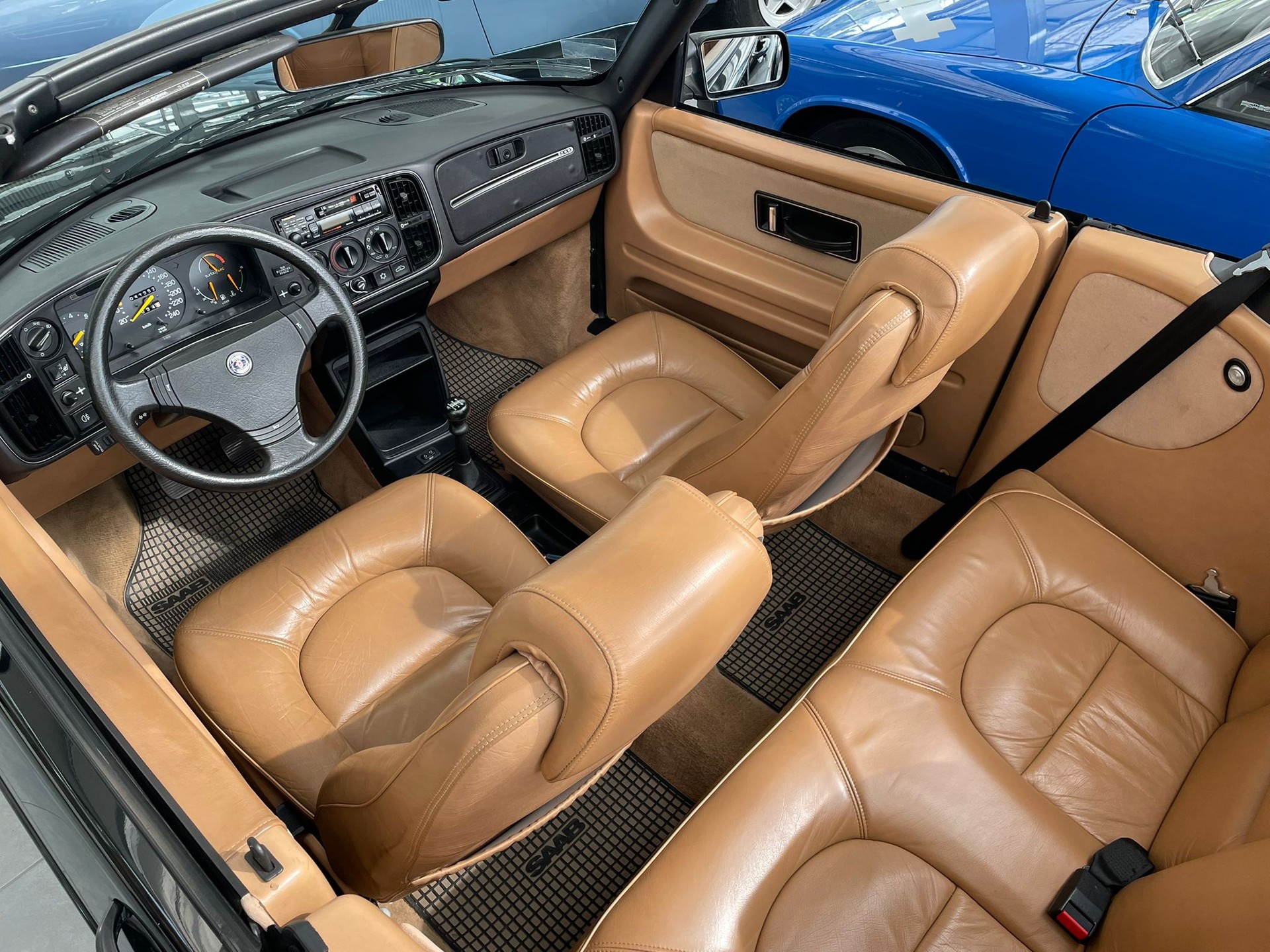 SAAB 900 2.0 turbo 16-image-7