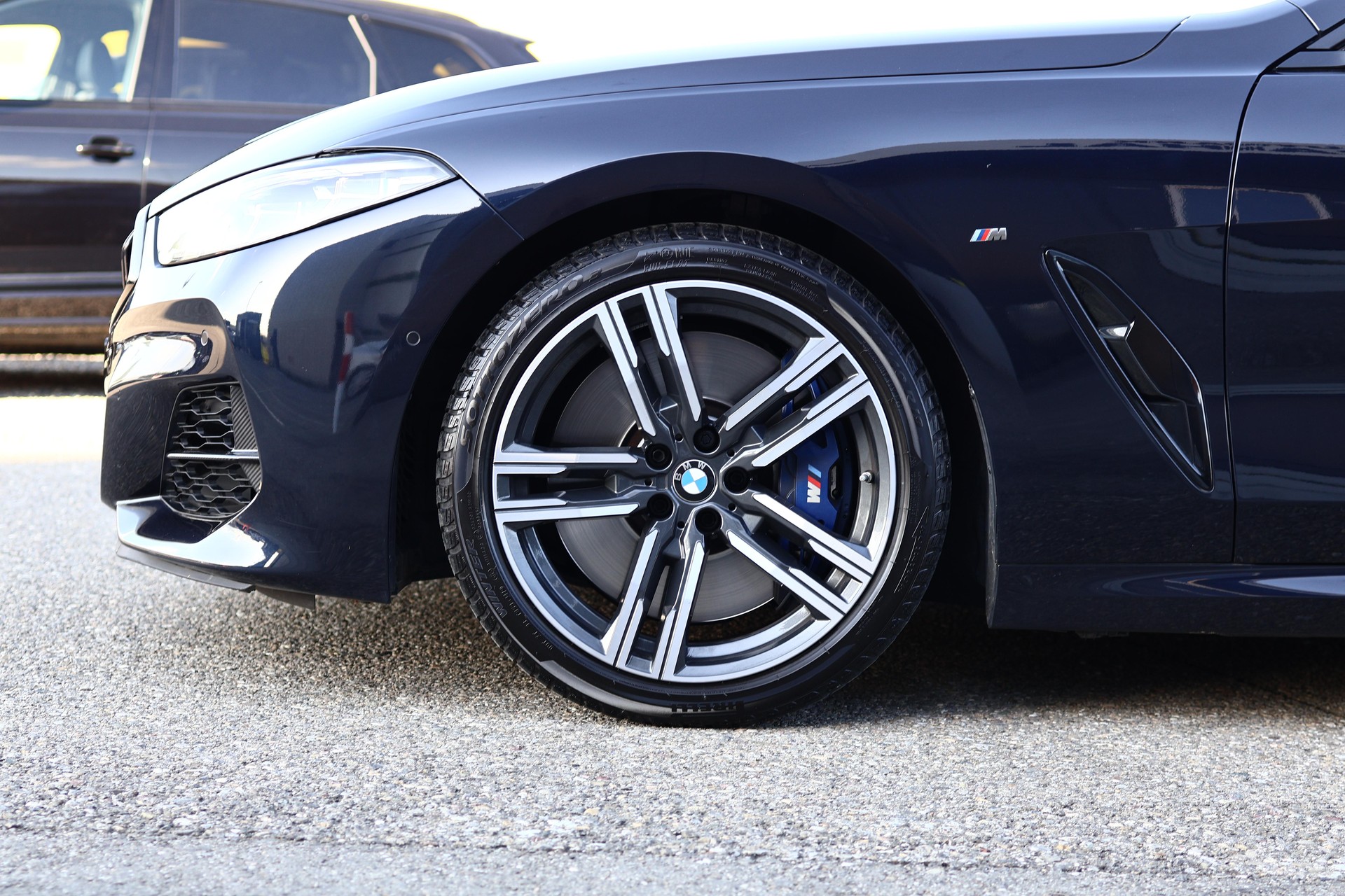 BMW M850i xDrive Coupé-image-13