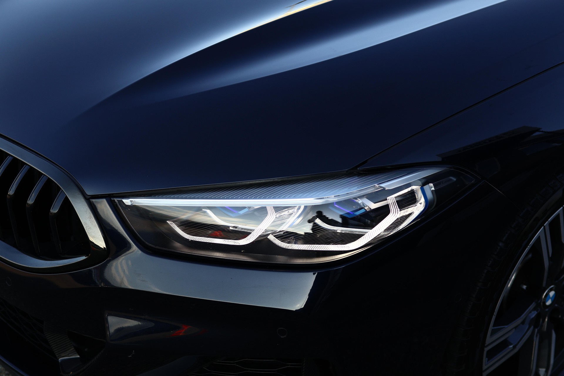 BMW M850i xDrive Coupé-image-1