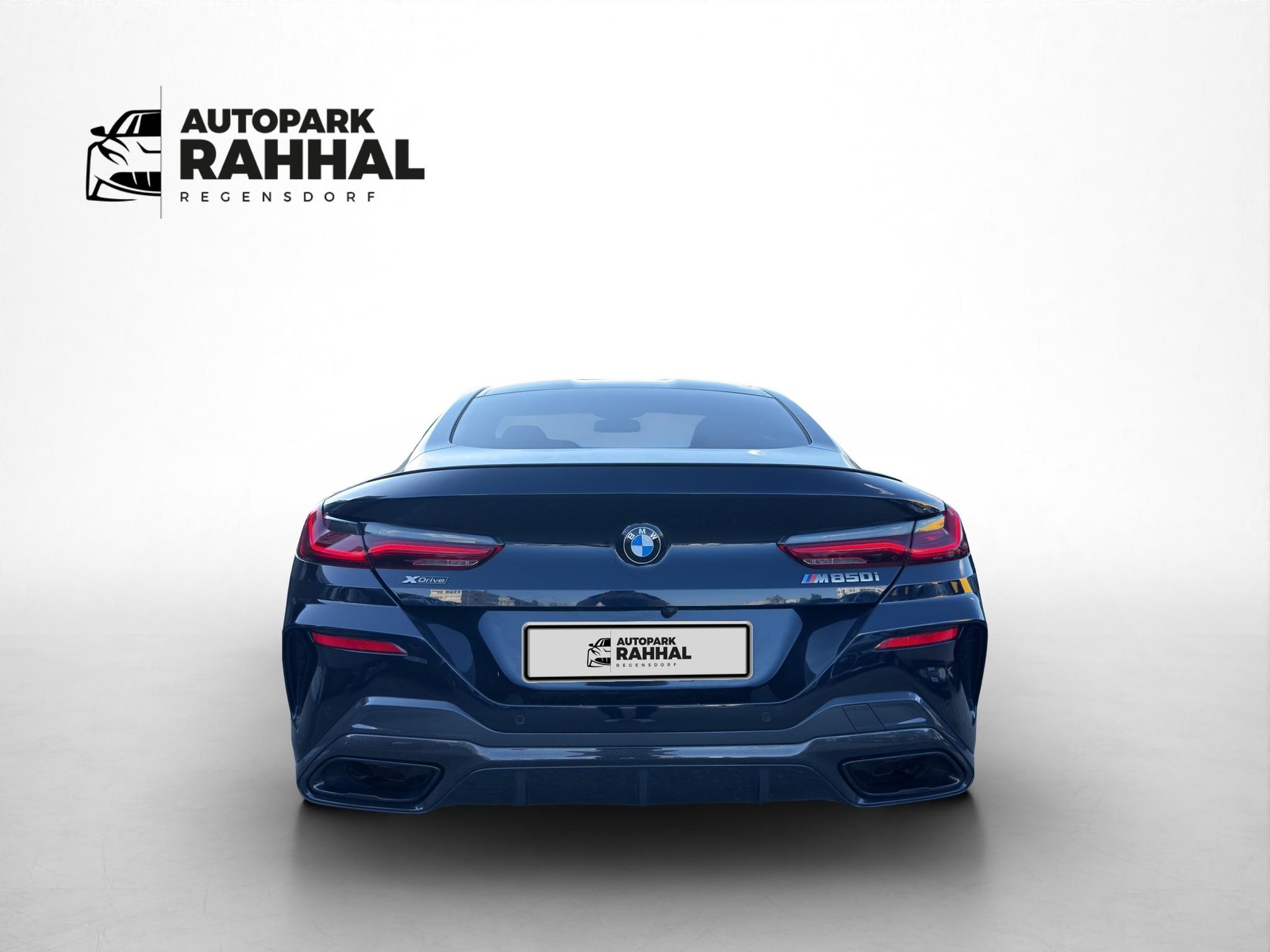 BMW M850i xDrive Coupé-image-9