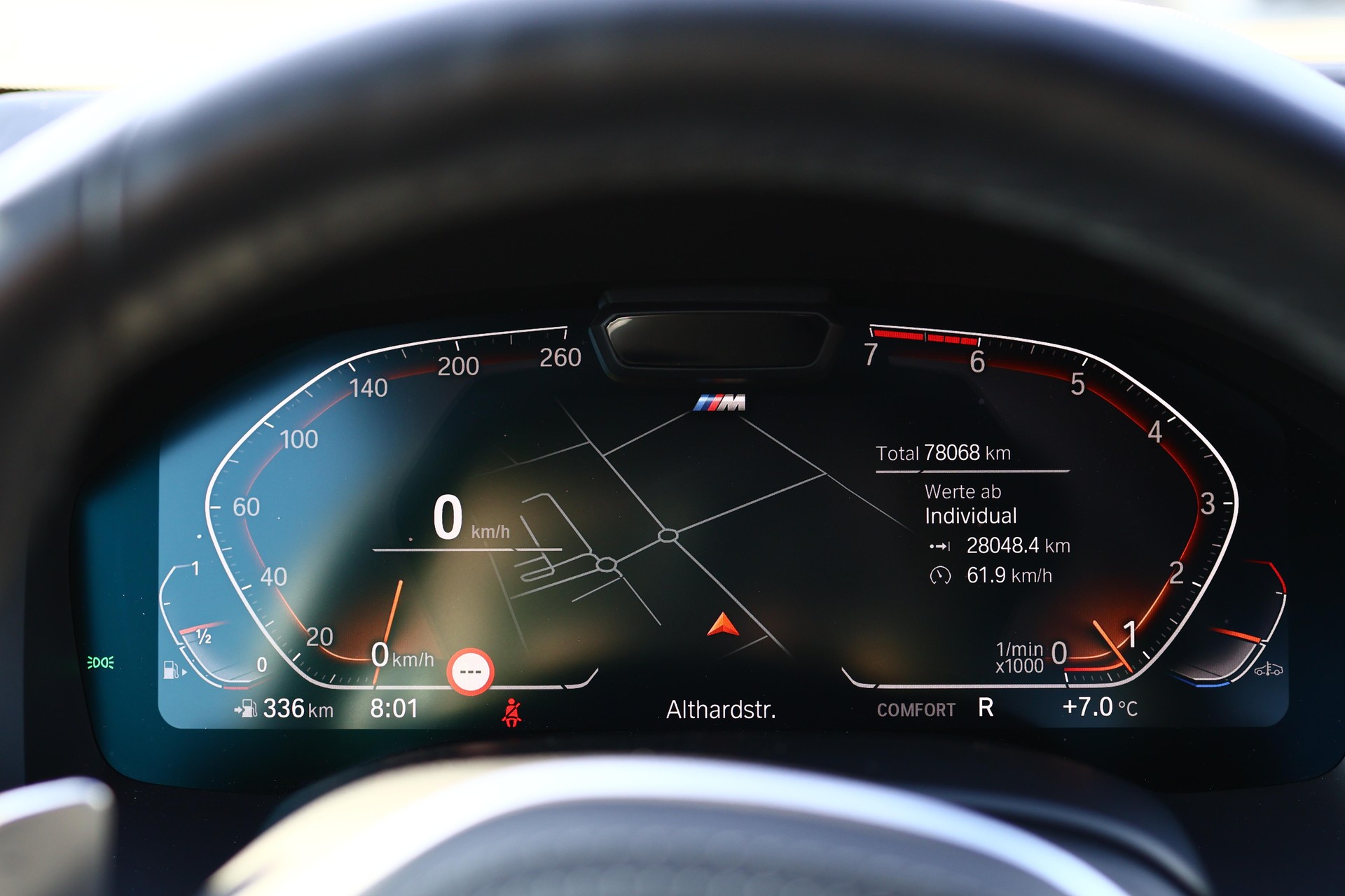BMW M850i xDrive Coupé-image-22