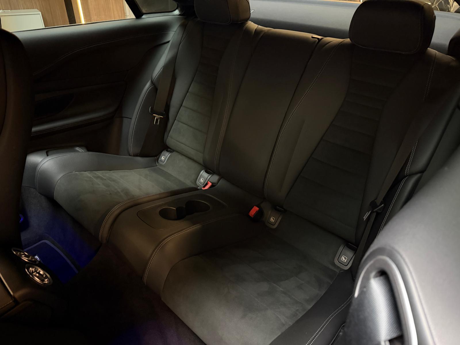 MERCEDES-BENZ E 200 AMG Line Coupé-image-19
