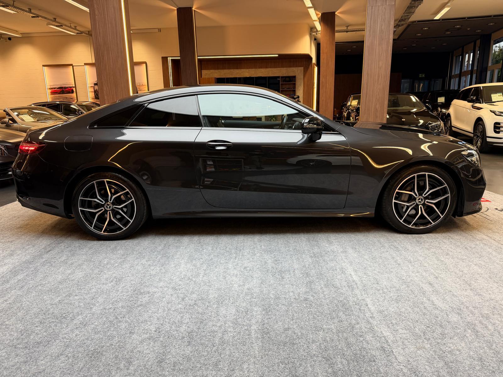 MERCEDES-BENZ E 200 AMG Line Coupé-image-8