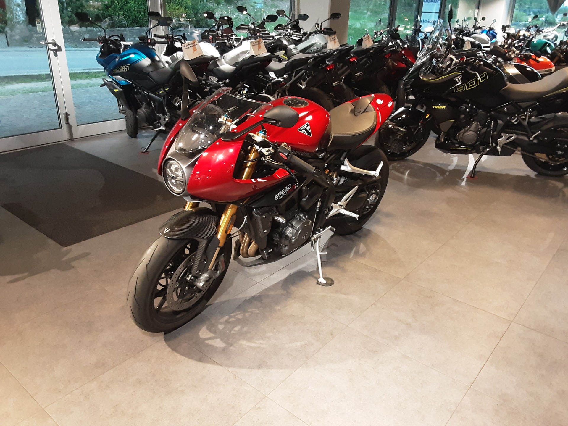 TRIUMPH Speed Triple RR-image-3