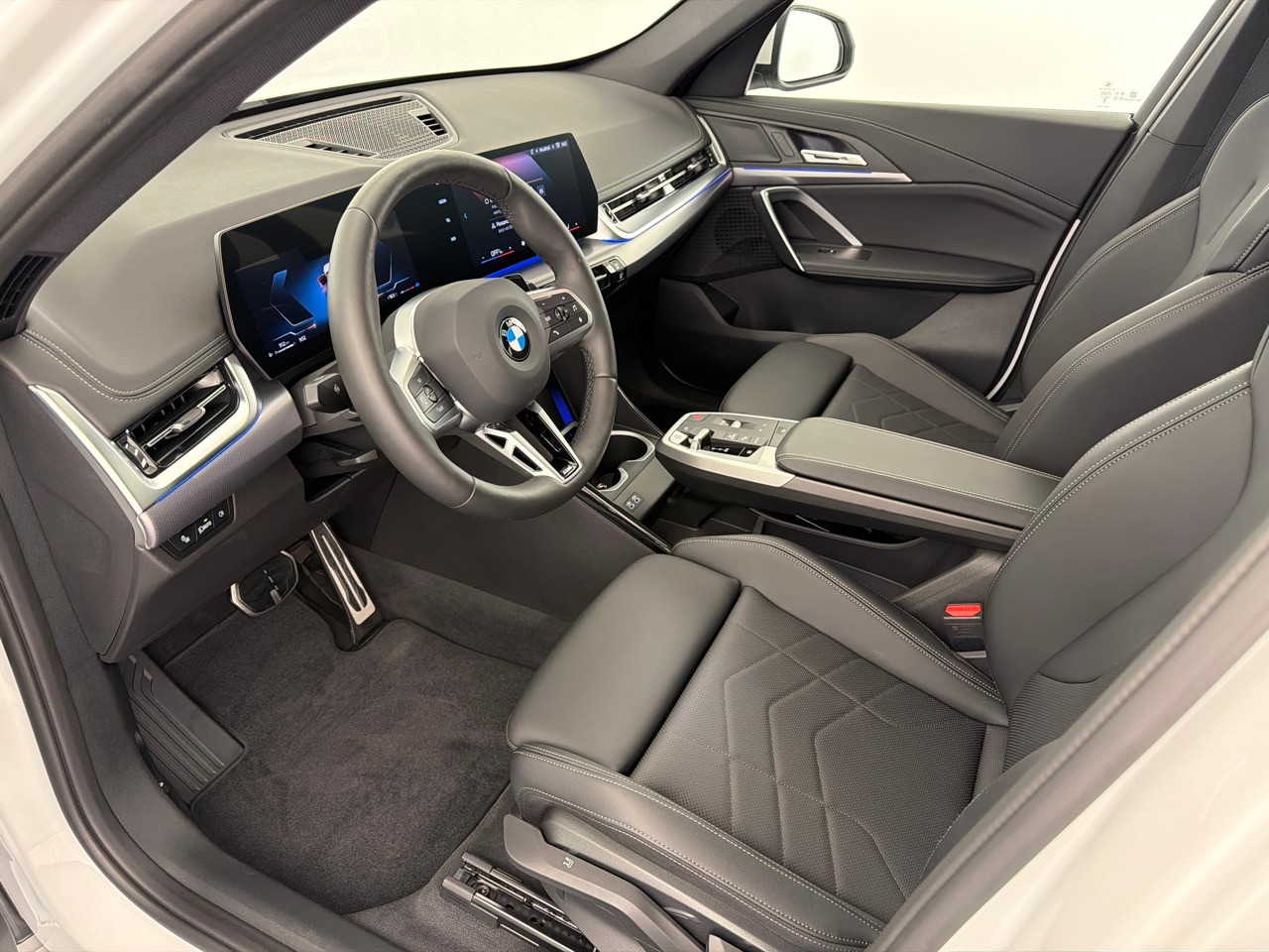 BMW X1 sDrive 18i M Sport-image-4
