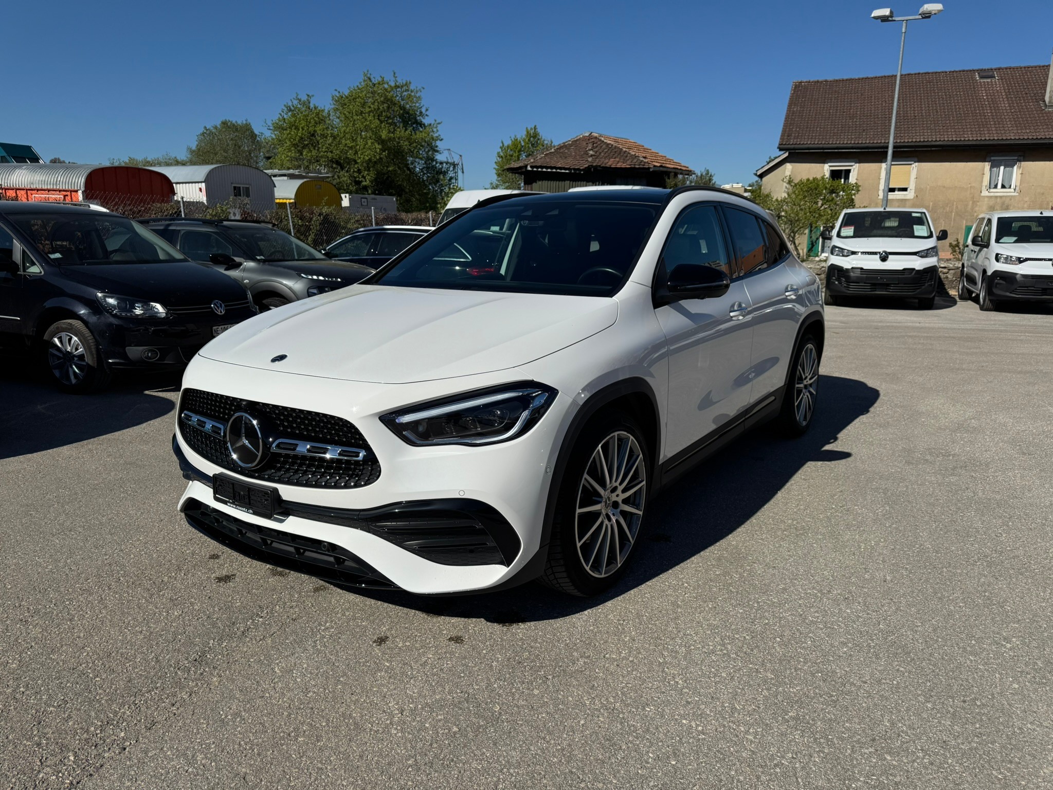 Car photo