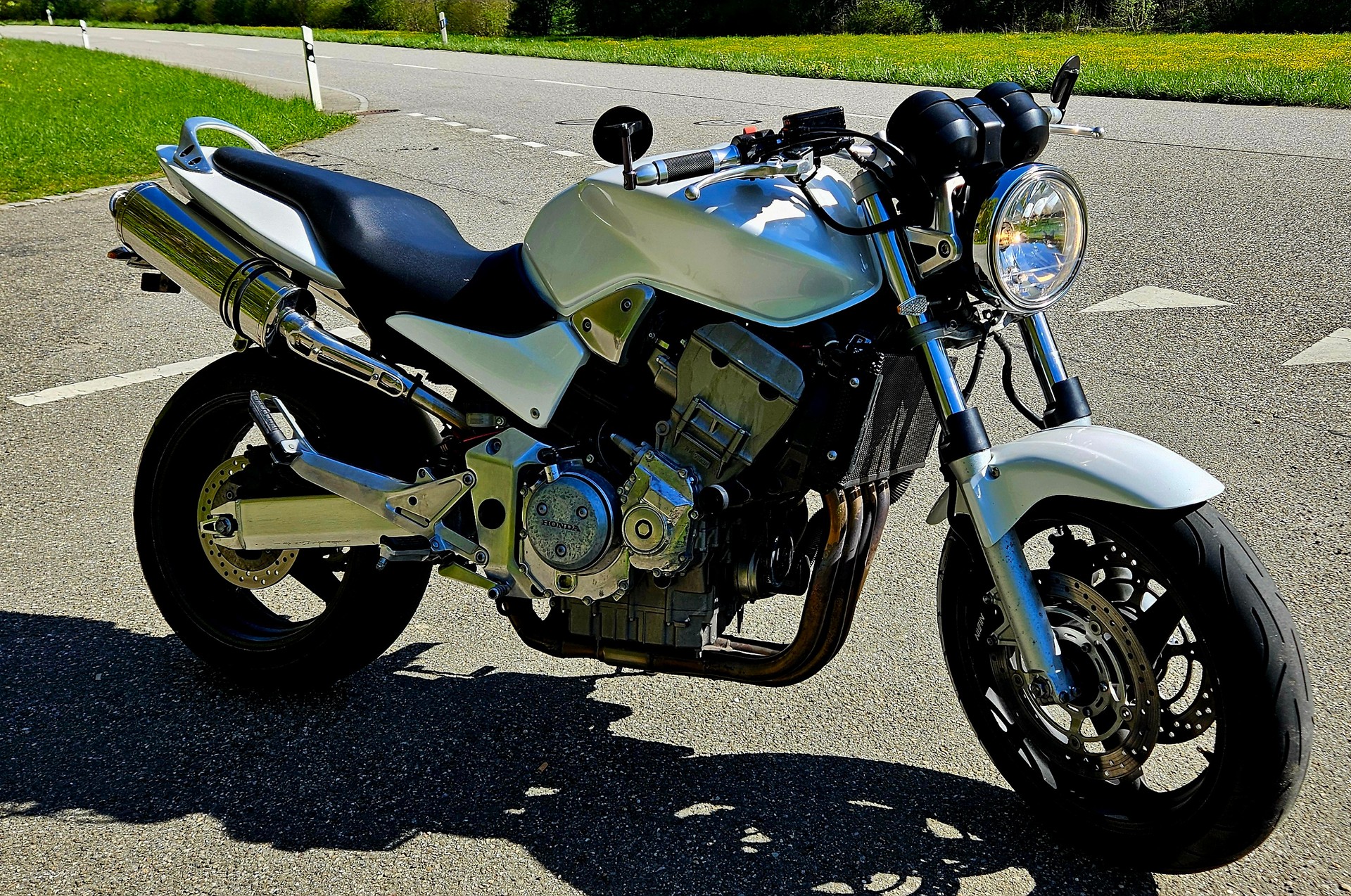 HONDA CB 900 Hornet-image-1