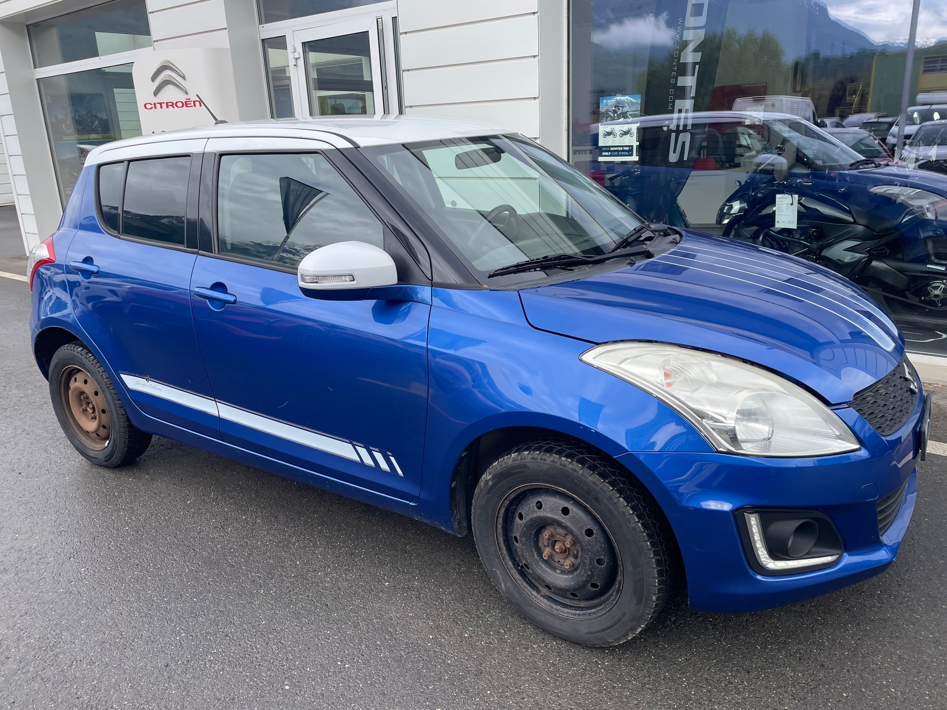 SUZUKI Swift 1.2i 16V Unico 4x4-image-0