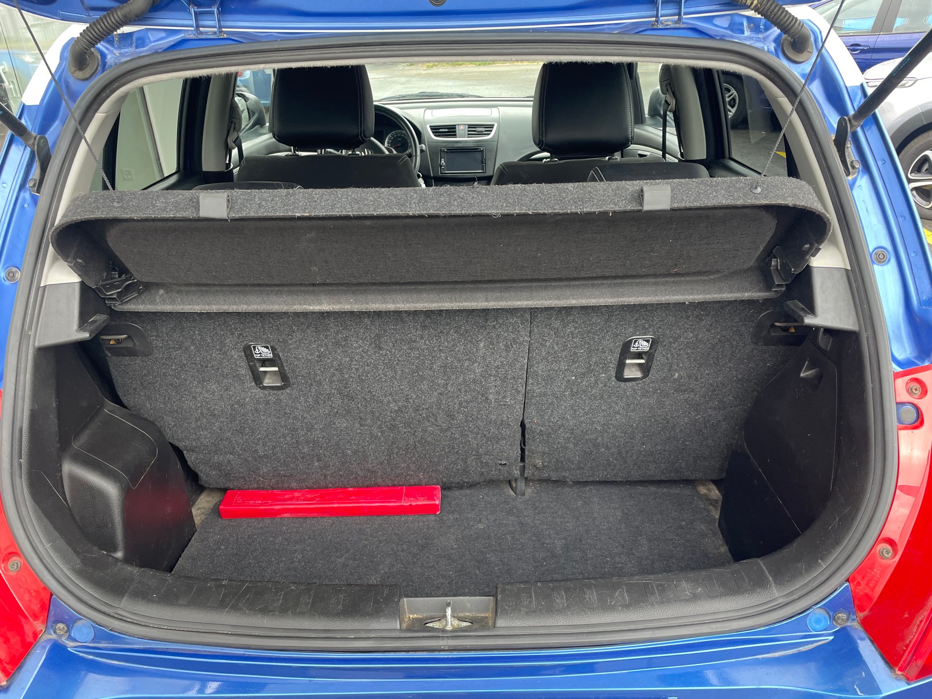 SUZUKI Swift 1.2i 16V Unico 4x4-image-10