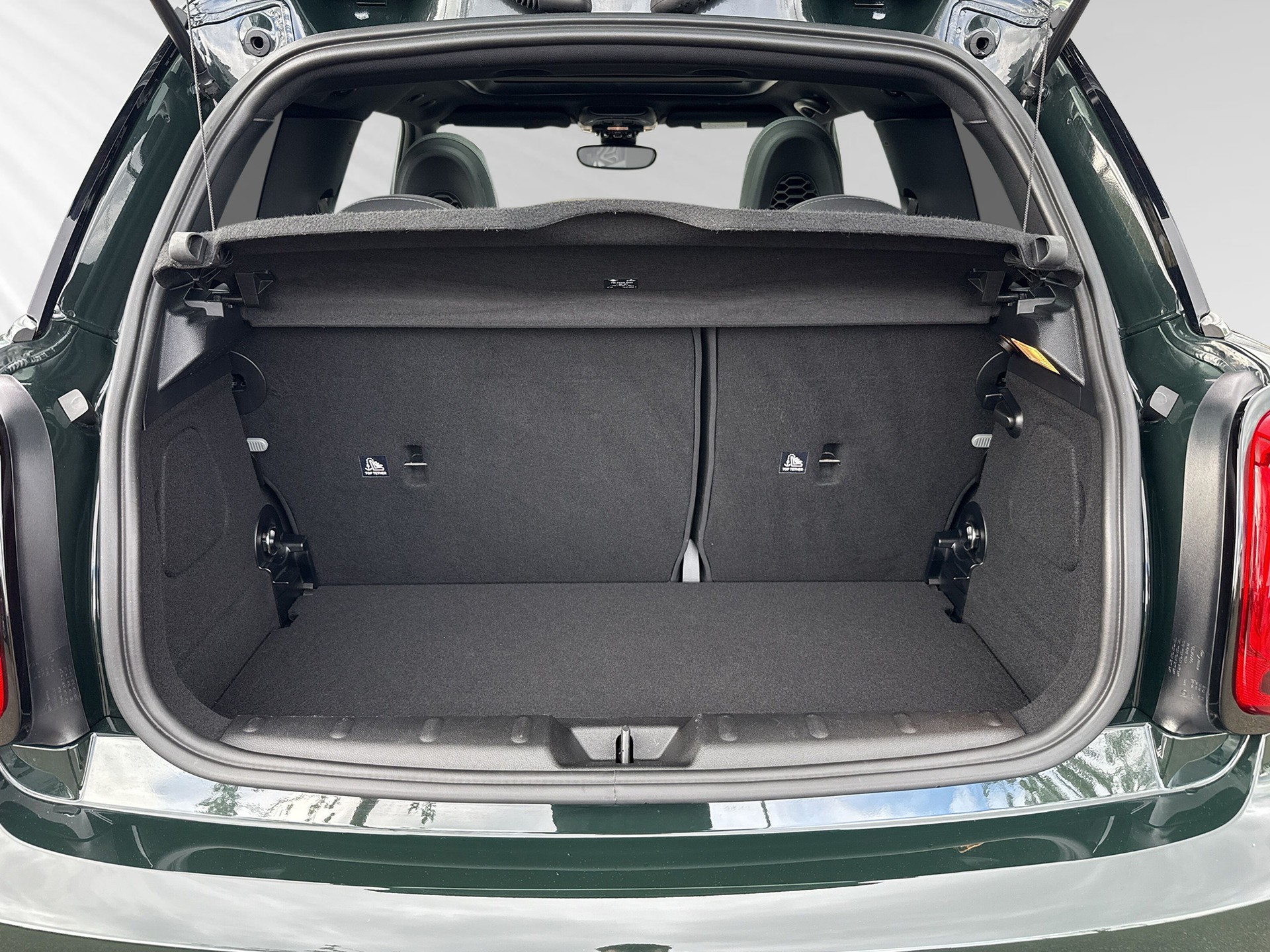 MINI Cooper John Cooper Works Steptronic-image-7
