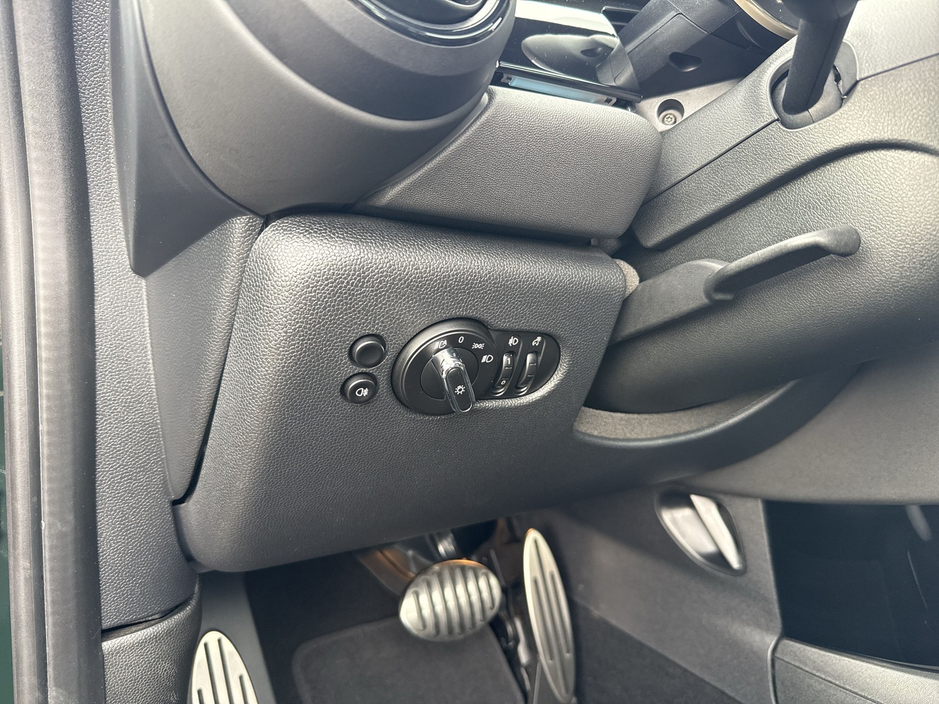 MINI Cooper John Cooper Works Steptronic-image-19