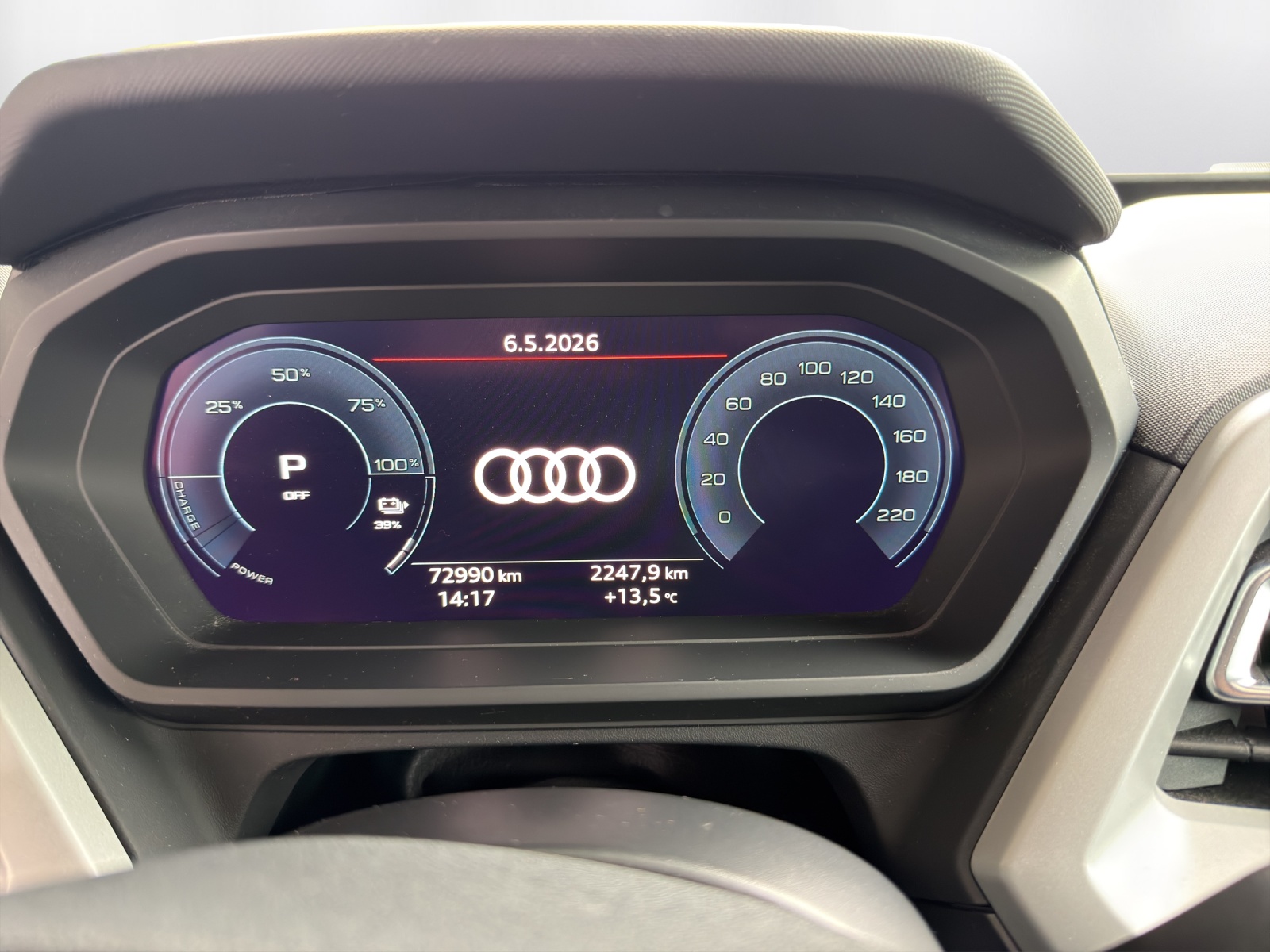 AUDI Q4 e-tron 40-image-7