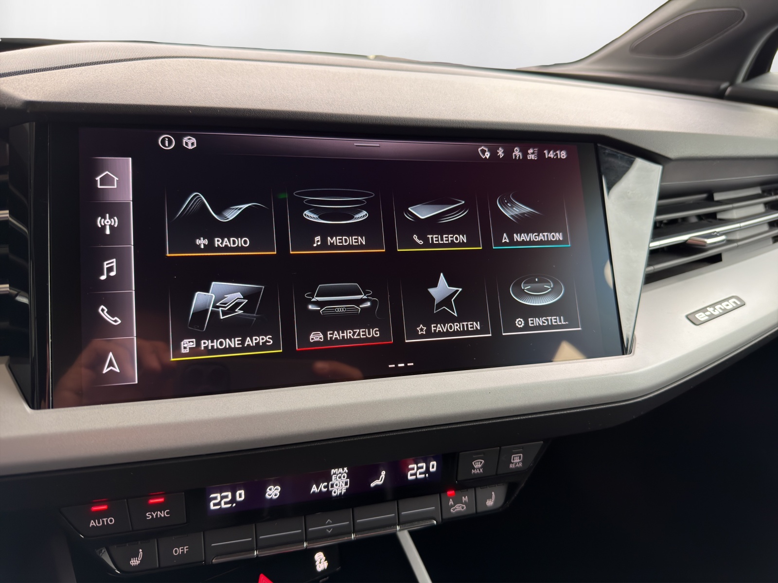 AUDI Q4 e-tron 40-image-8