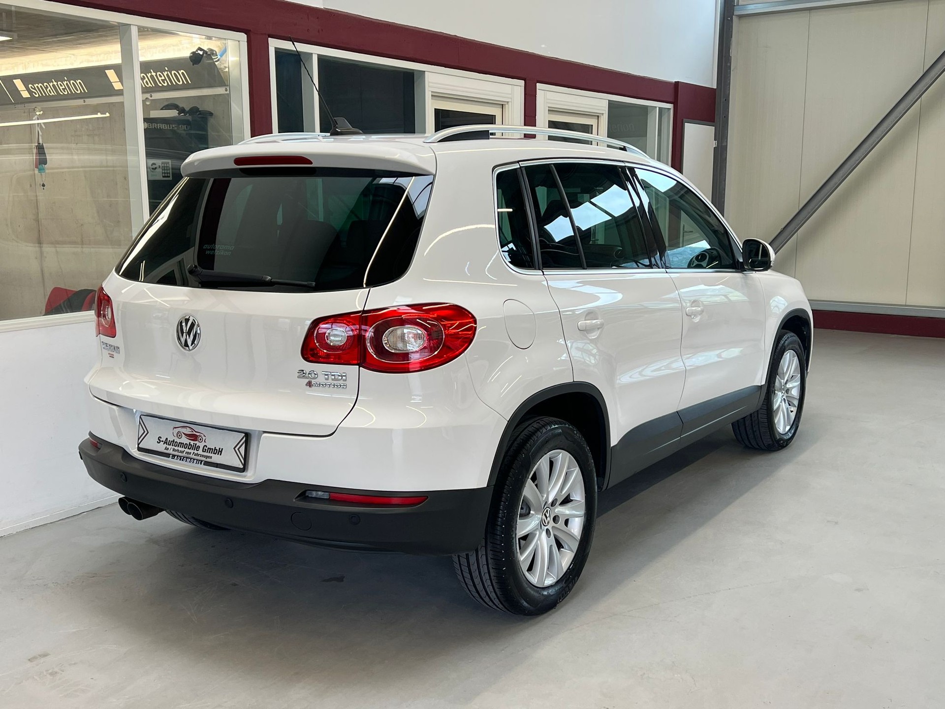 VW Tiguan 2.0 TDI Sport&Style DSG-image-7
