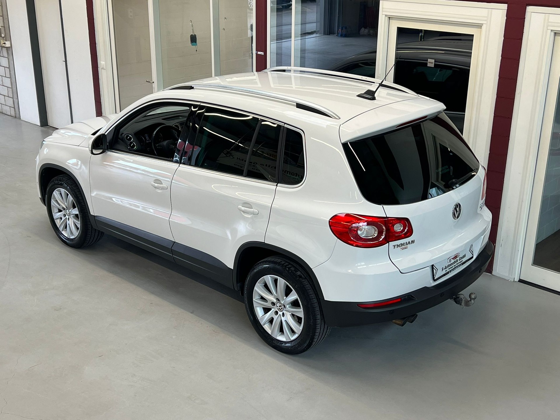 VW Tiguan 2.0 TDI Sport&Style DSG-image-4