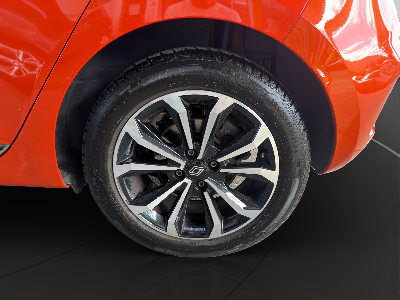 RENAULT Clio 1.0 TCe techno-image-9