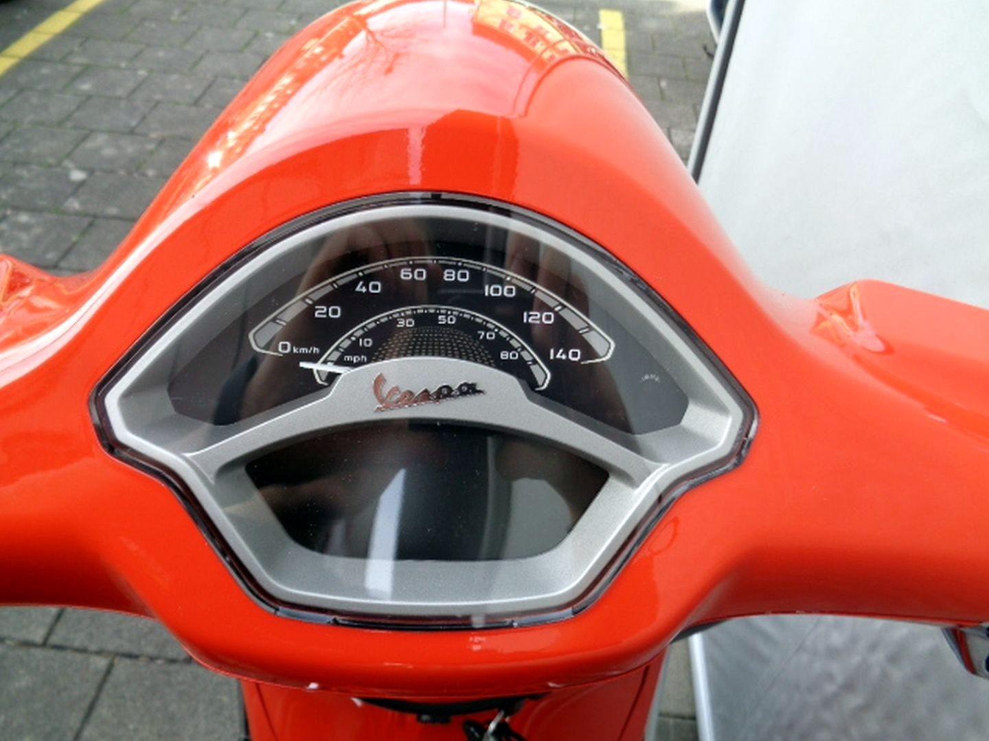 PIAGGIO VESPA PRIMAVERA 125 ABS E5-image-8