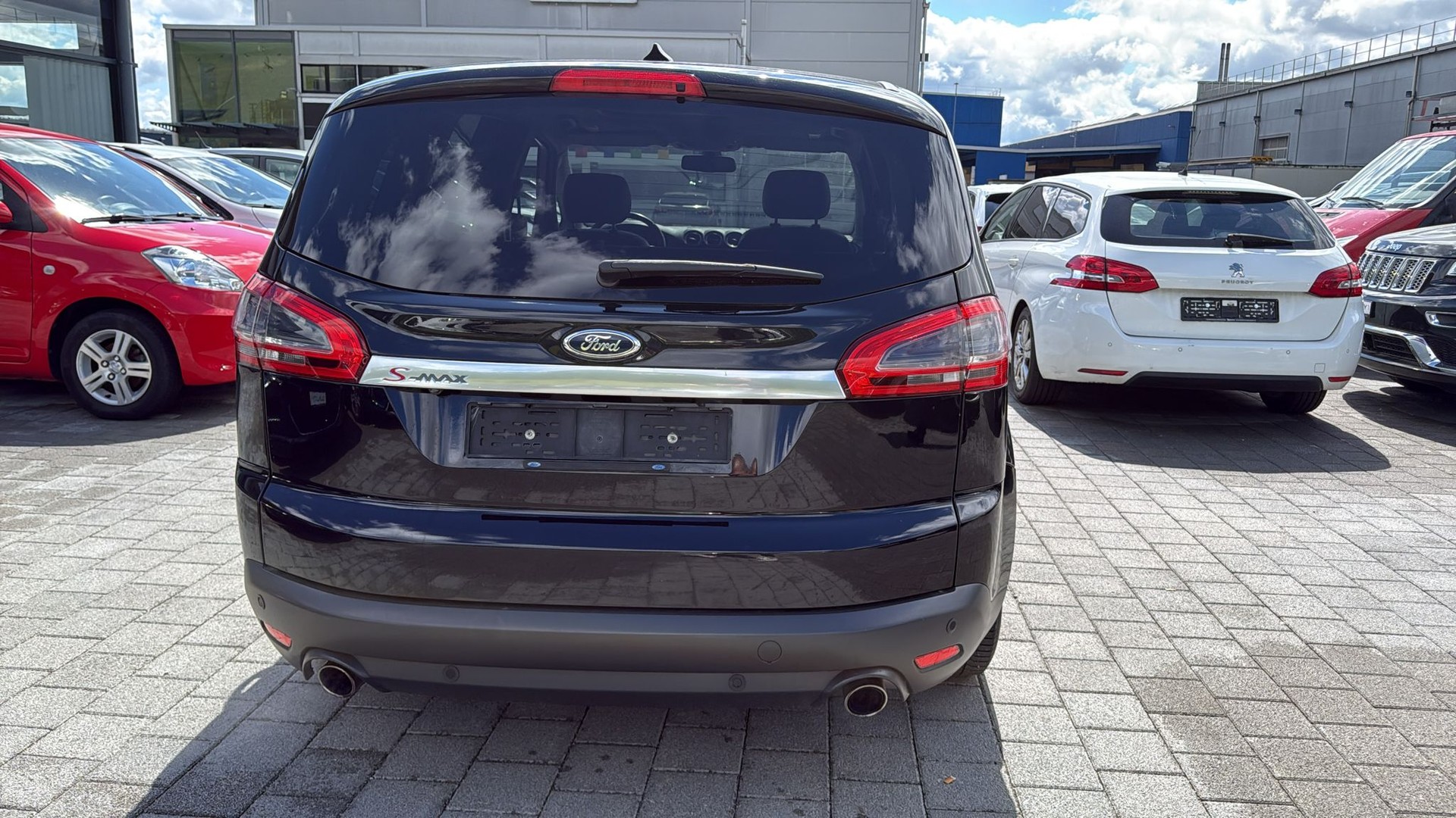 FORD S-Max 2.0 SCTi TitaniumS PowerShift-image-8