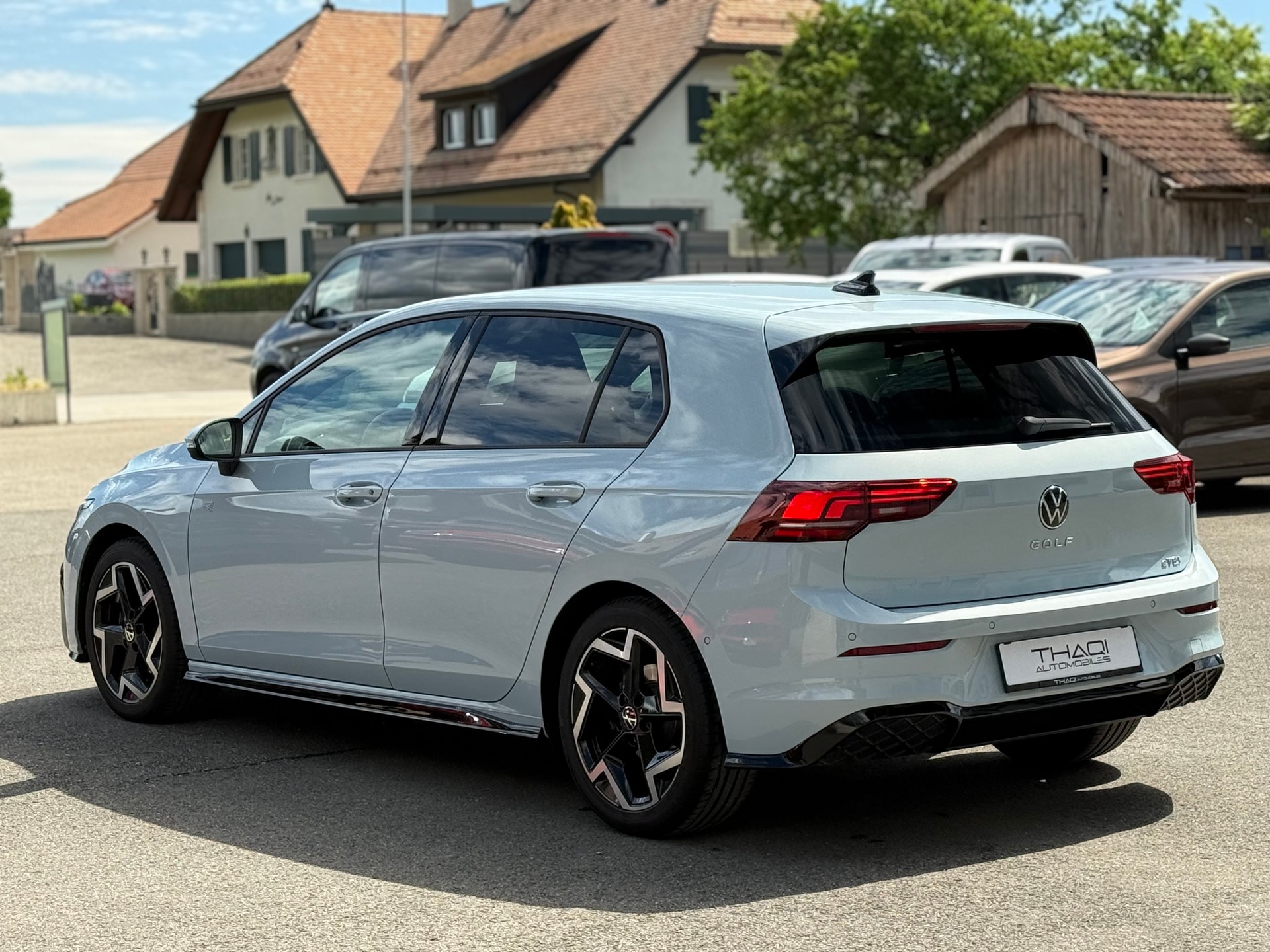 VW Golf 1.5 e TSI mHEV R-Line DSG-image-8